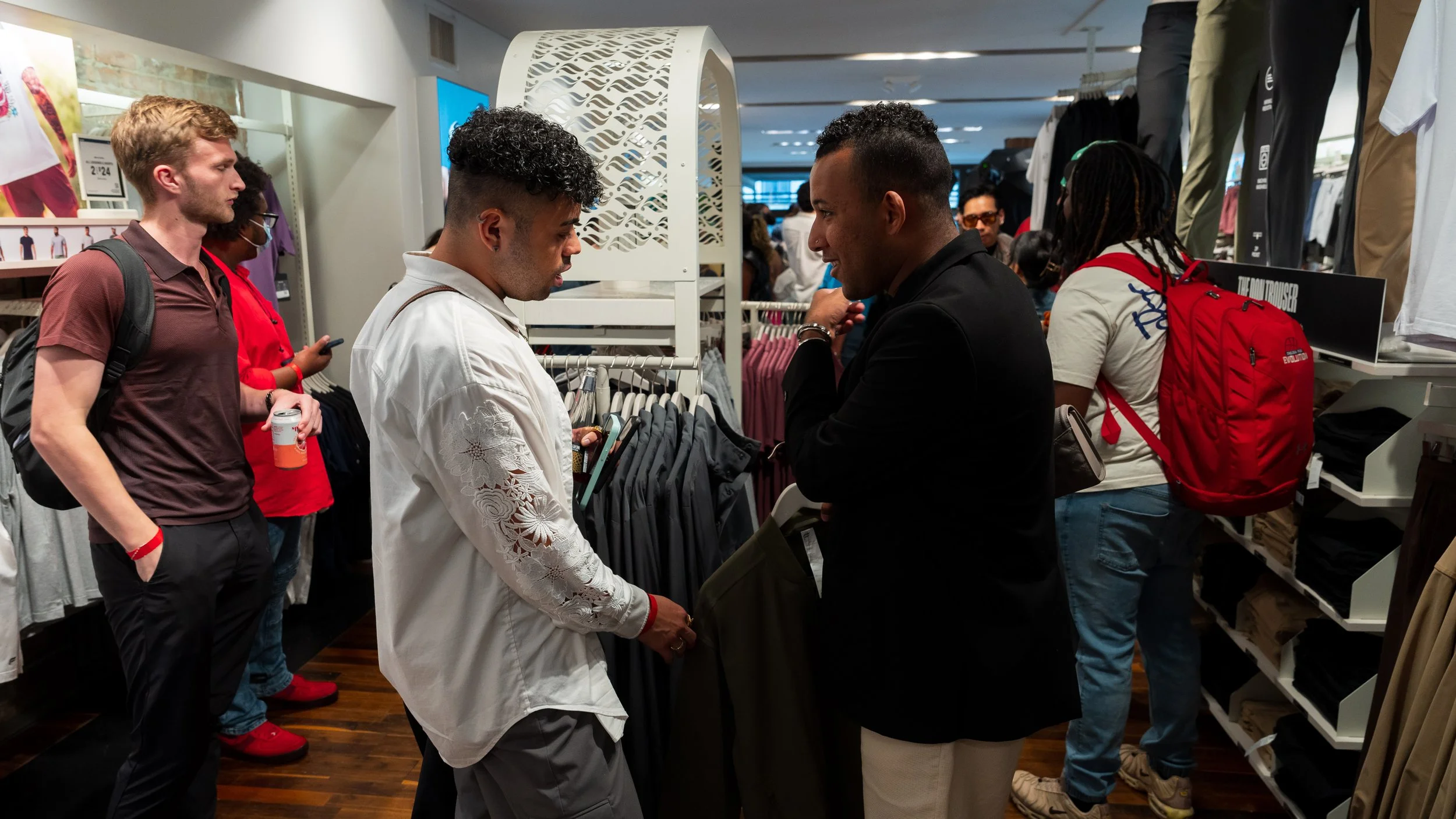 Event Photography for Fabletics (16x9s) -65.jpg