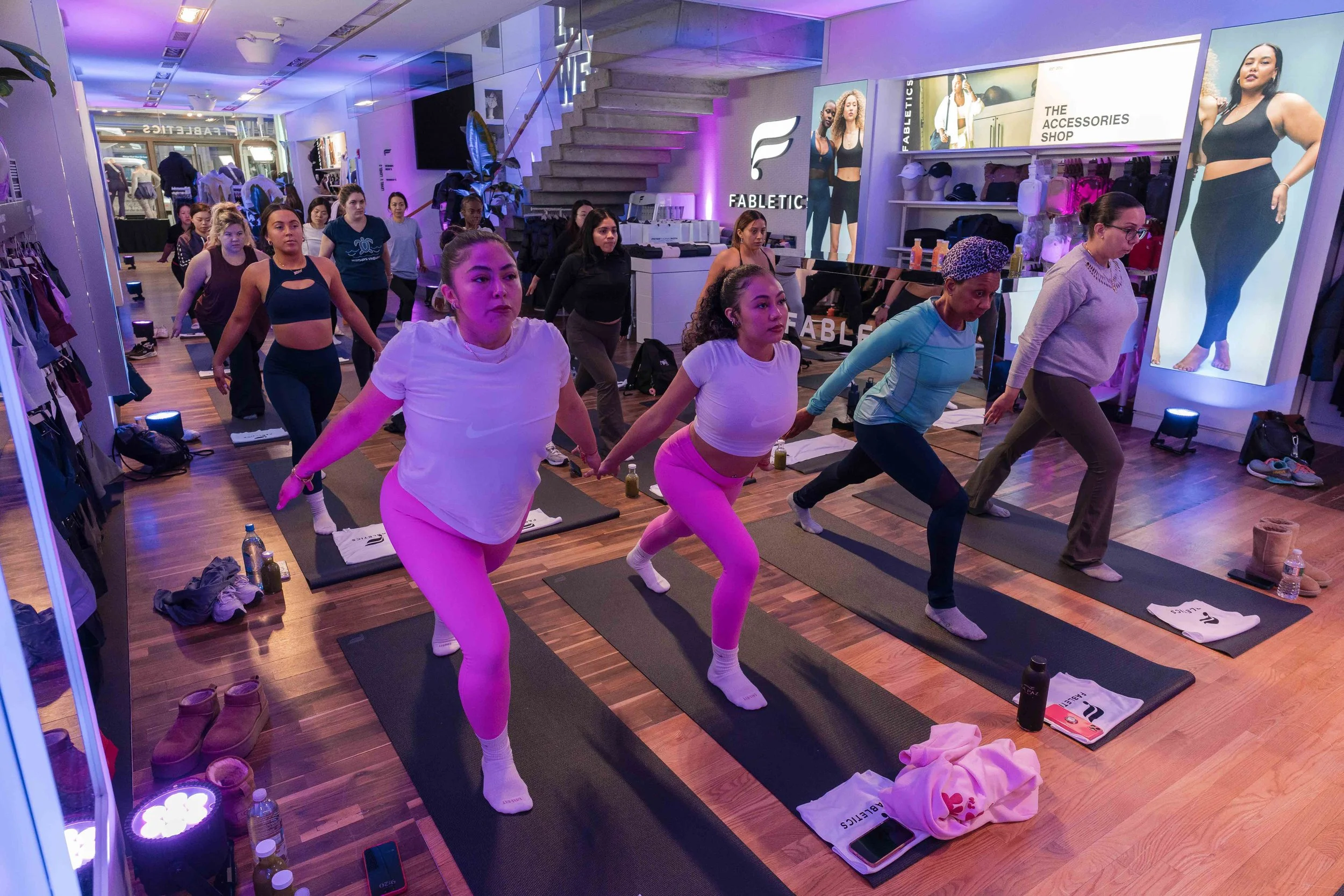 Fabletics x Yoga -82.jpg