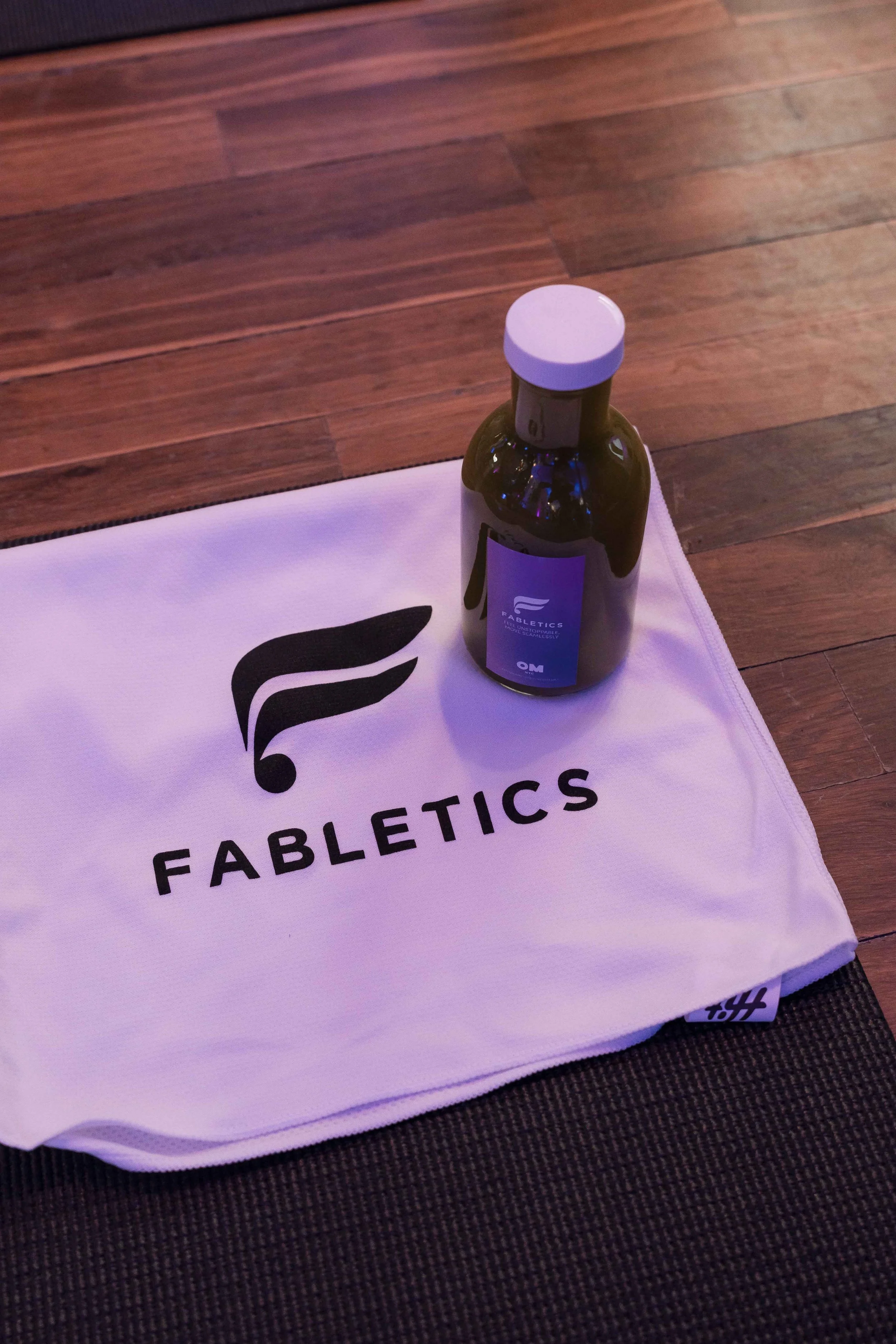 Fabletics x Yoga -92.jpg