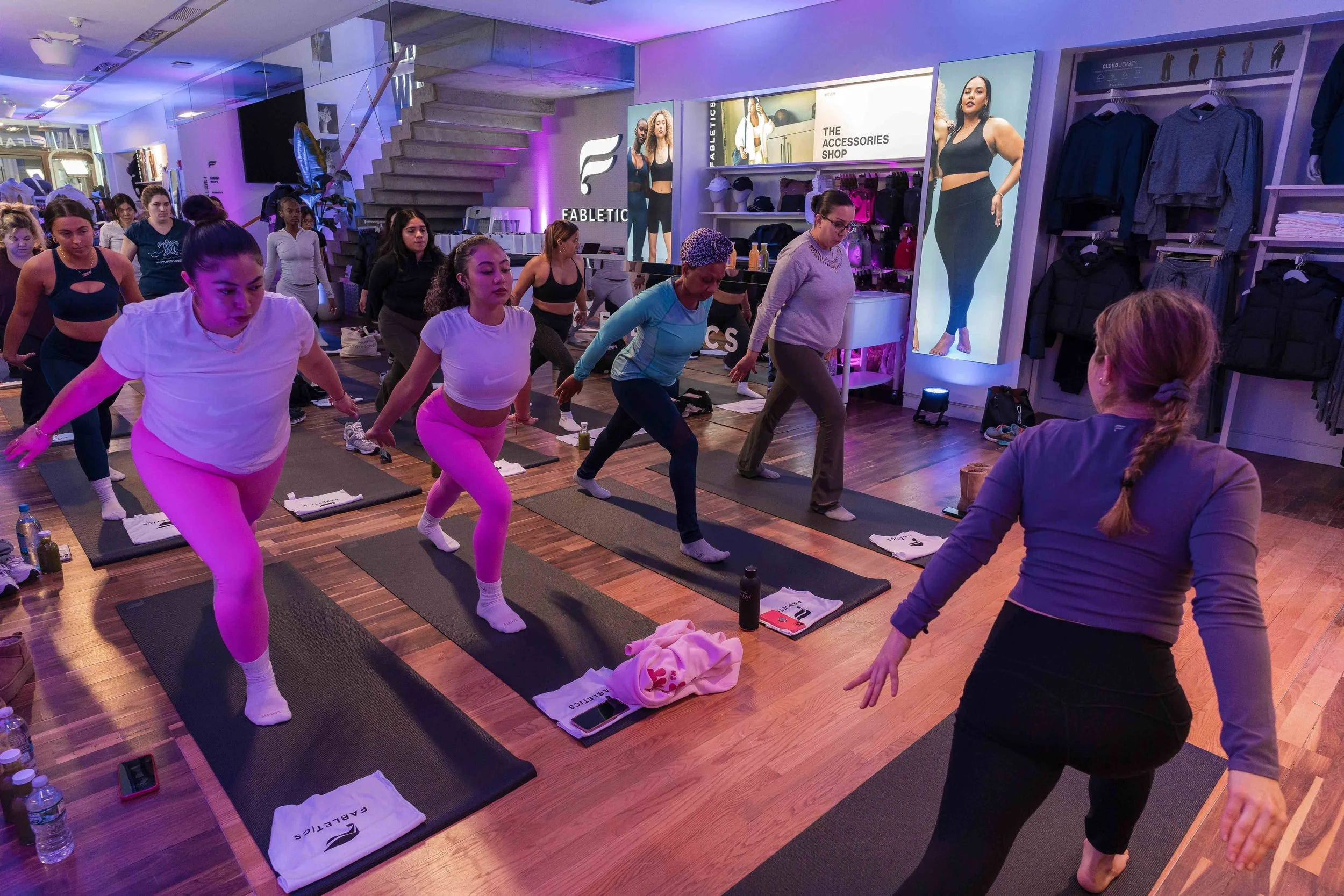 Fabletics x Yoga -81.jpg