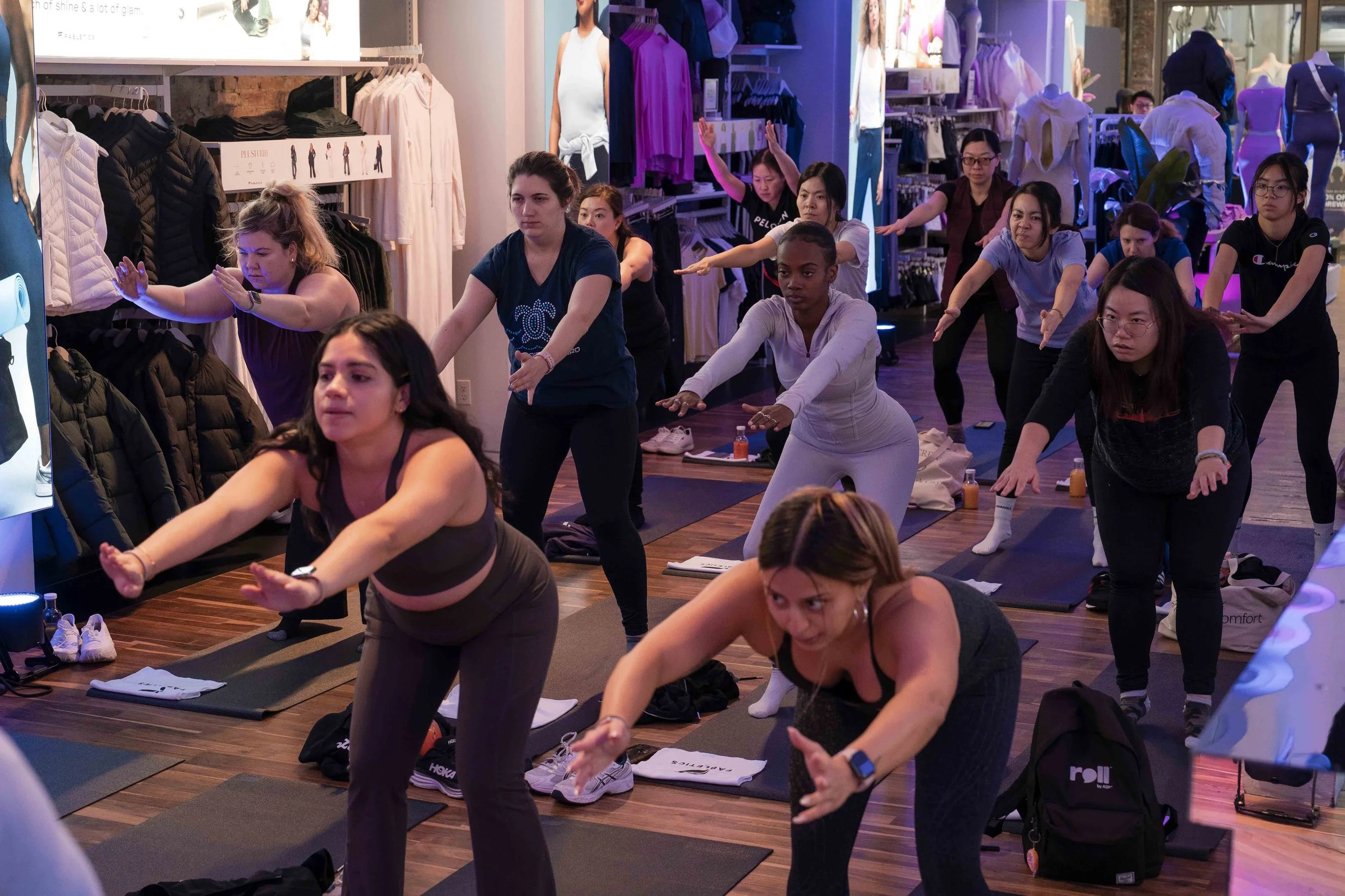 Fabletics x Yoga -115.jpg