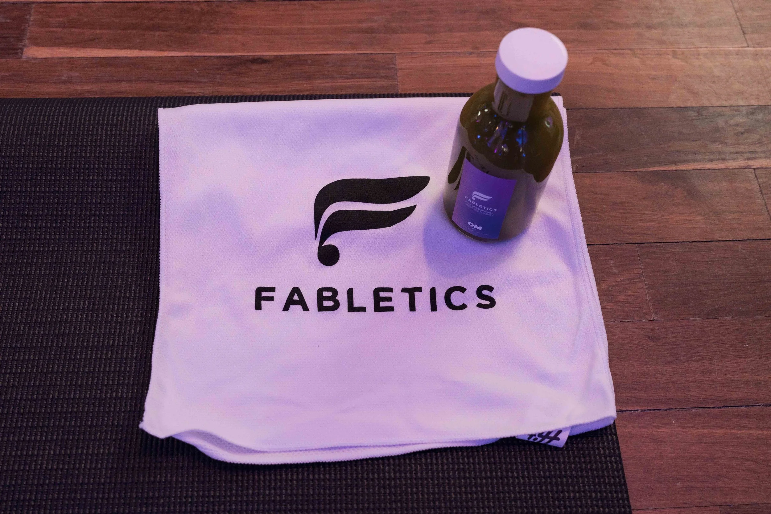 Fabletics x Yoga -93.jpg