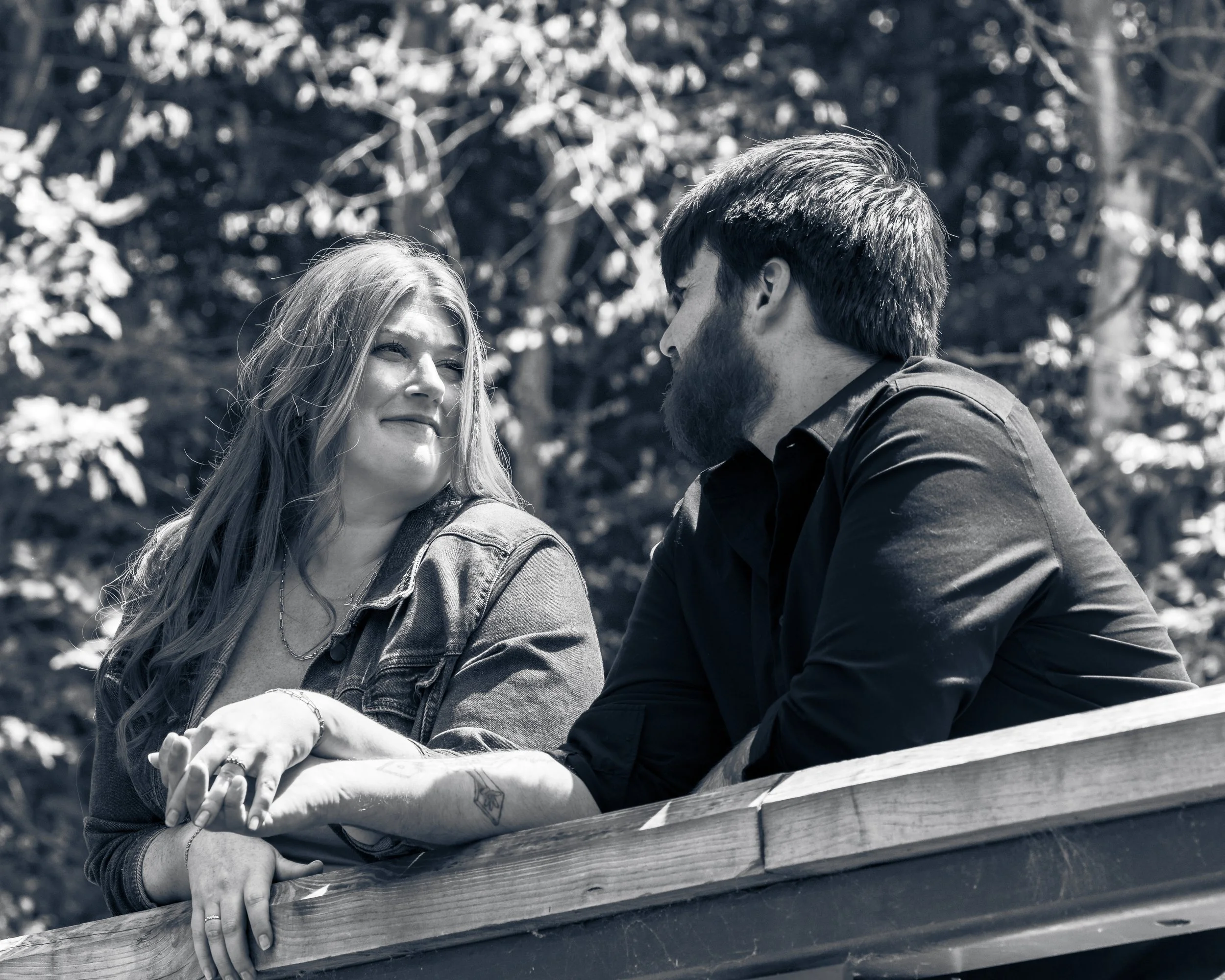 Shannon and Gunnars Engagement Shoot-0025.jpg