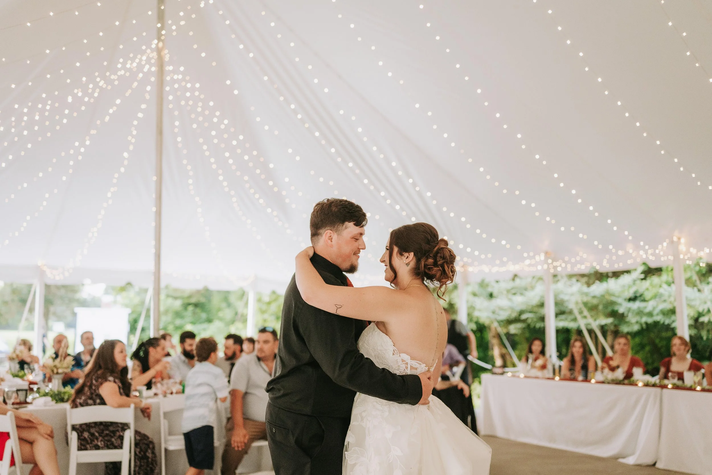 First Dance: Timing &amp; Locations / Première danse : moment et emplacements