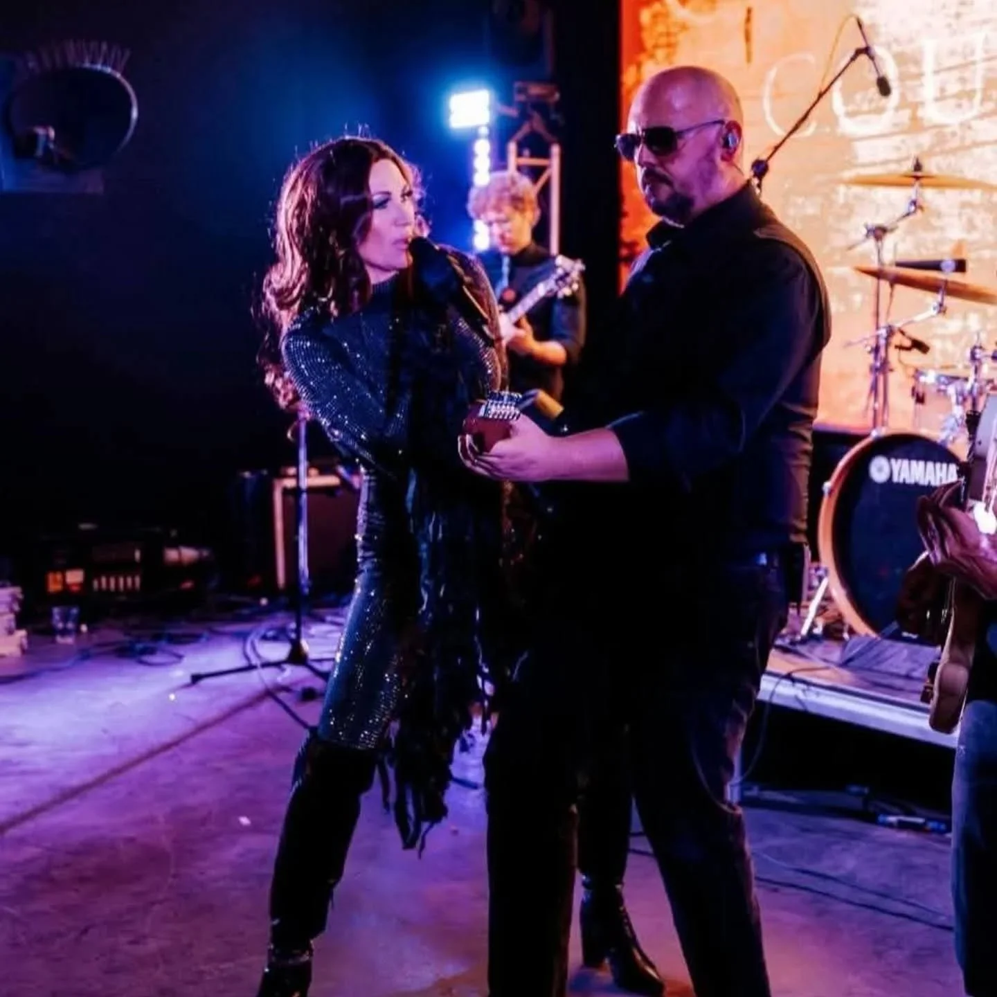 TONIGHT @alexanderslive would love to see you all again for the big Shania &amp; Country Hits. 

https://alexanderslive.seetickets.com/event/shania-twain-country-legends/alexander-s-live/3527347

#chester #ShaniaTwainTribute #shaniatwainfans #country