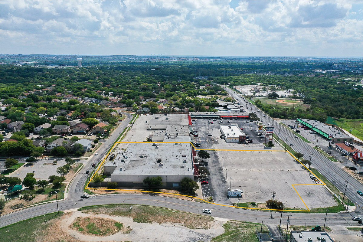 Grissom Commercial Property For Sale San Antonio-6.jpg