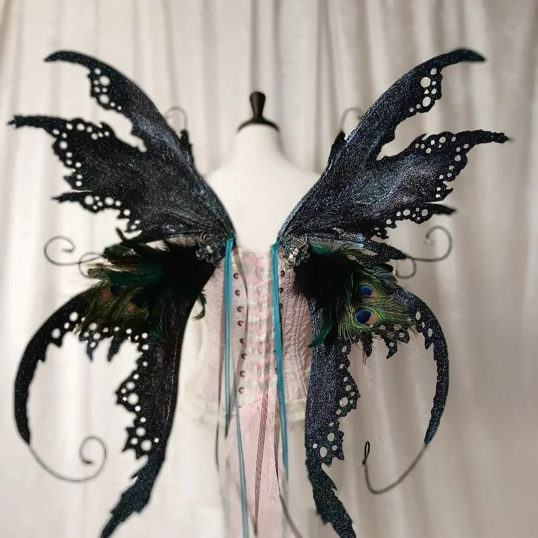 Finished. Goth wings. First of 2 pairs of black wings, hope you like them. #wings #fairywings #gothwings #fae #fairy #black #ladyoftheonering #thepretenderscloset