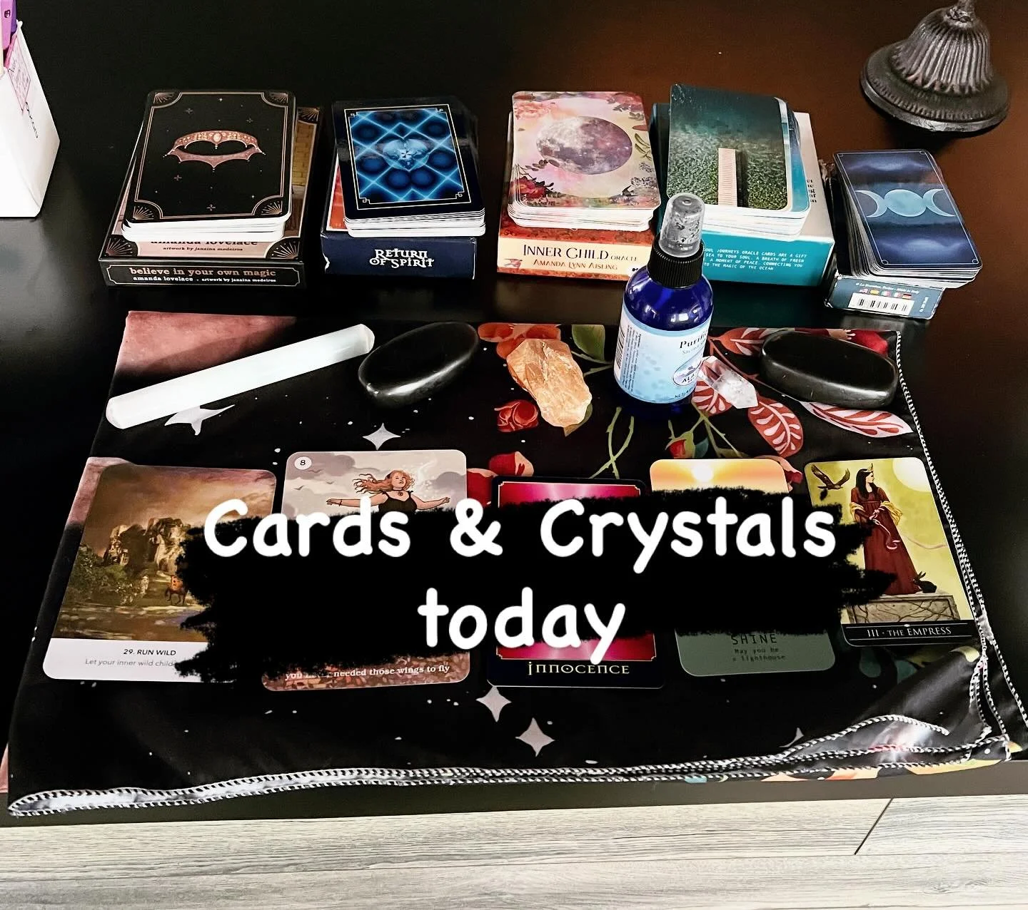 A fabulous day connecting to spirit and giving mediumship readings to everyone in attendance at the &ldquo;Messages from Spirit&rdquo; workshop at Now and Zen Wellness. 

Loved ones, spirit guides and animals came forward today. There were some card 