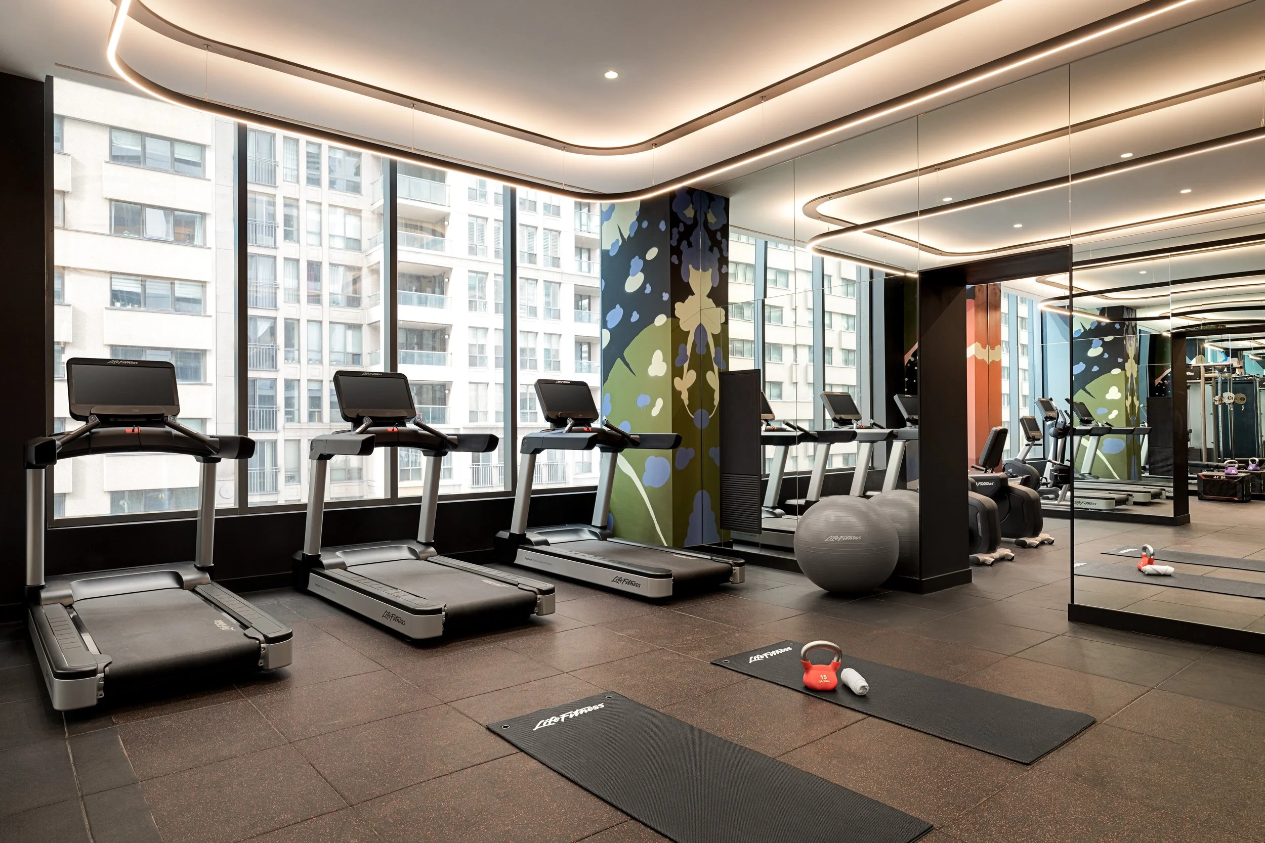 32 Fitness Centre…36 Treadmills.jpg