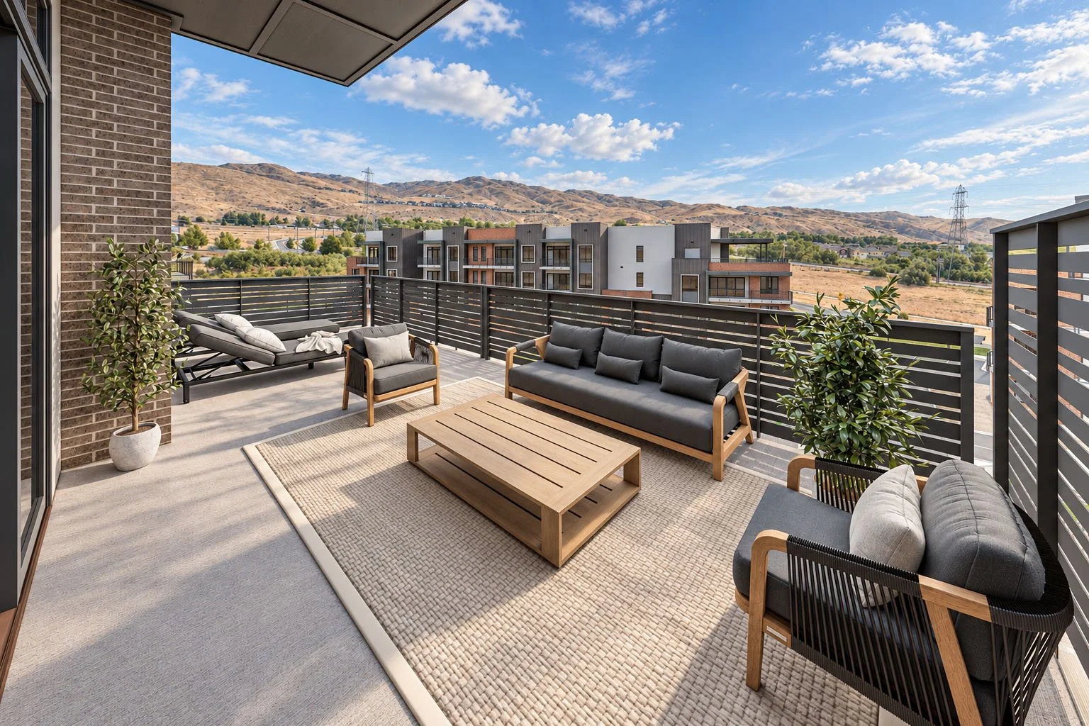 406 Patio 1.jpg