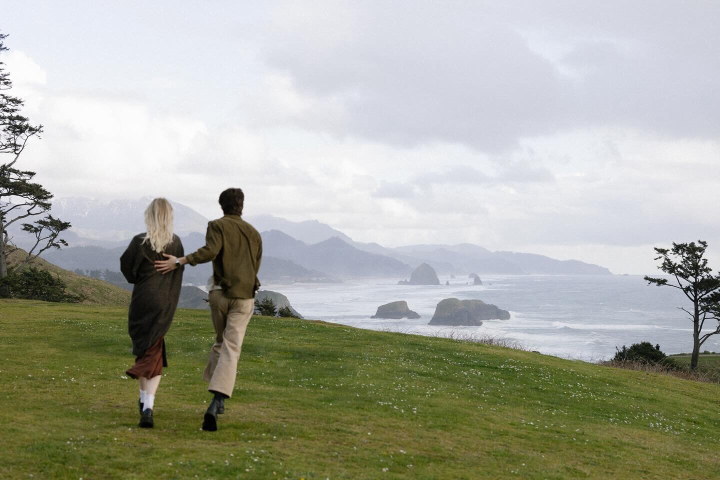 Rachel + Alex feel like something out of a movie. Their love so tender, quiet, and pure. Can&rsquo;t wait to share more from our time together on the Oregon coast 🌊