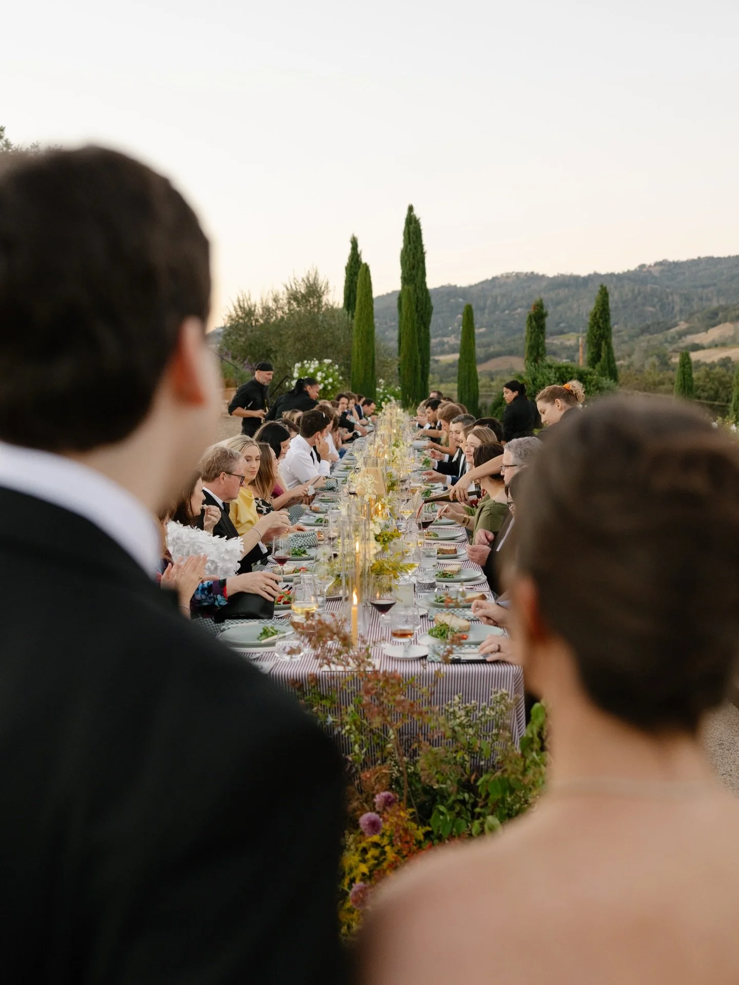 Wellie + Will and their closest people at a @distinctlocations private property in Healdsburg. A beautiful weekend with an amazing team! ✨

Planning + Design: @honeythymeevents 
Photo: @emily.magers 
Venue Partner: @distinctlocations 
Florals: @ashan