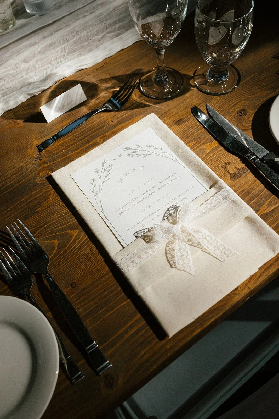 simcoe-muskoka-wedding-planner-evergreen-evergreen-wedding36.jpg