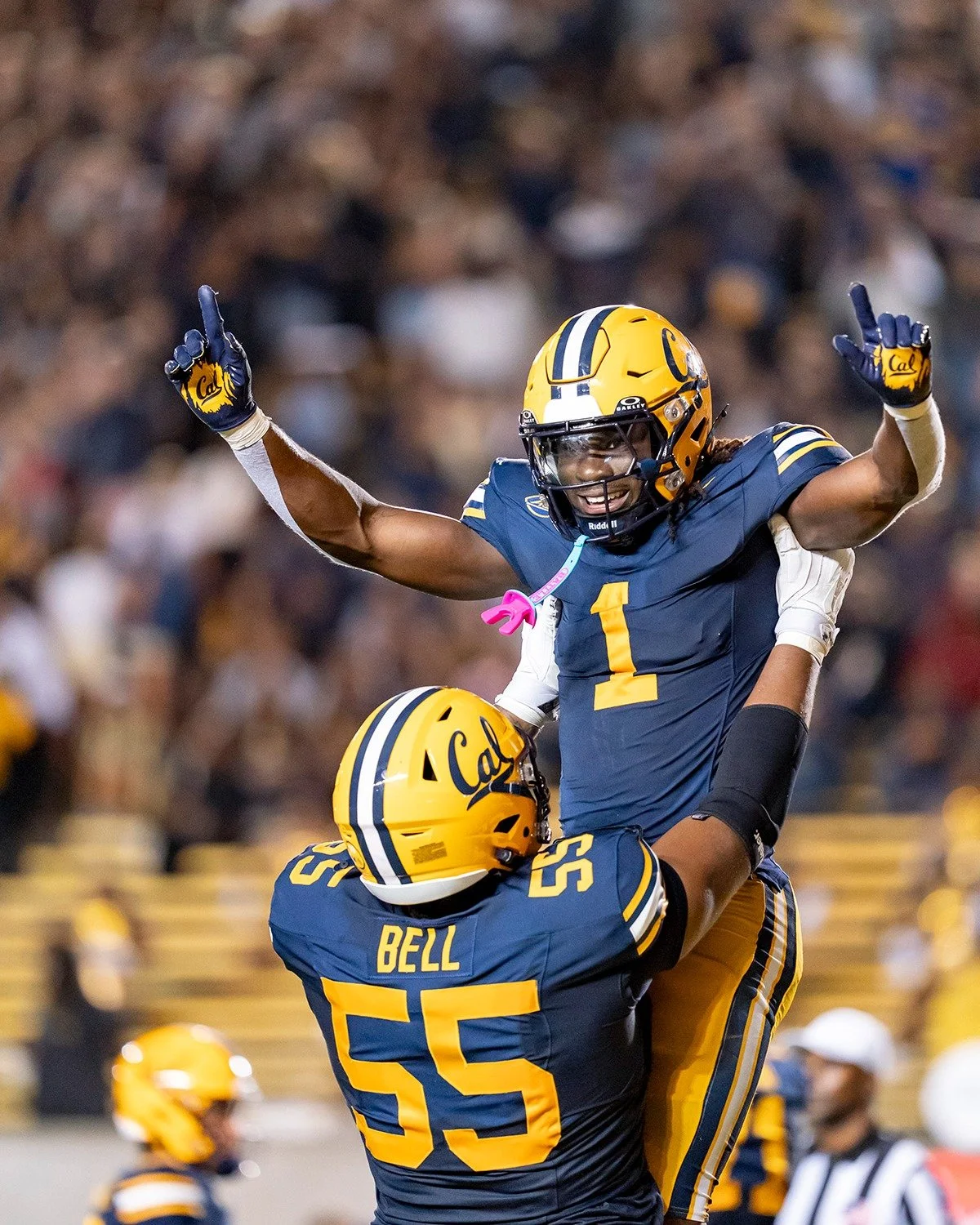@cal_football vs @dukefootball at Memorial Stadium in Berkeley, California &mdash; first college game under the lights. The end result wasn&rsquo;t what we wanted, but as they say: we don&rsquo;t lose, we learn.

Shot for @cal_football / @klcfotos

#