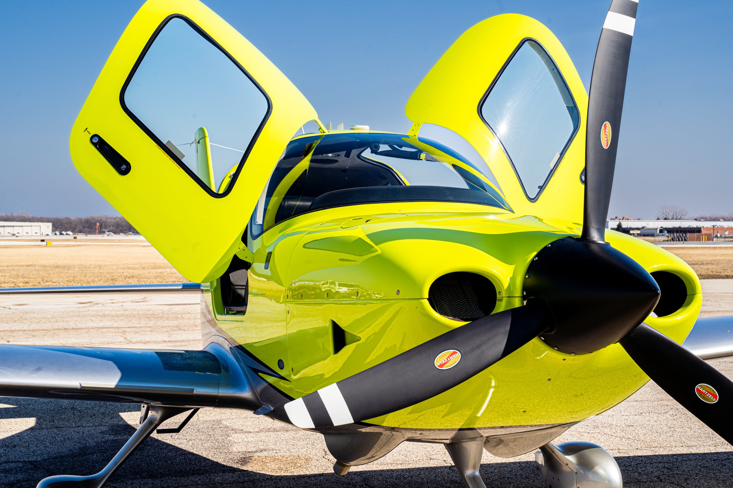 Nose and Open Doors 73A00035.jpg