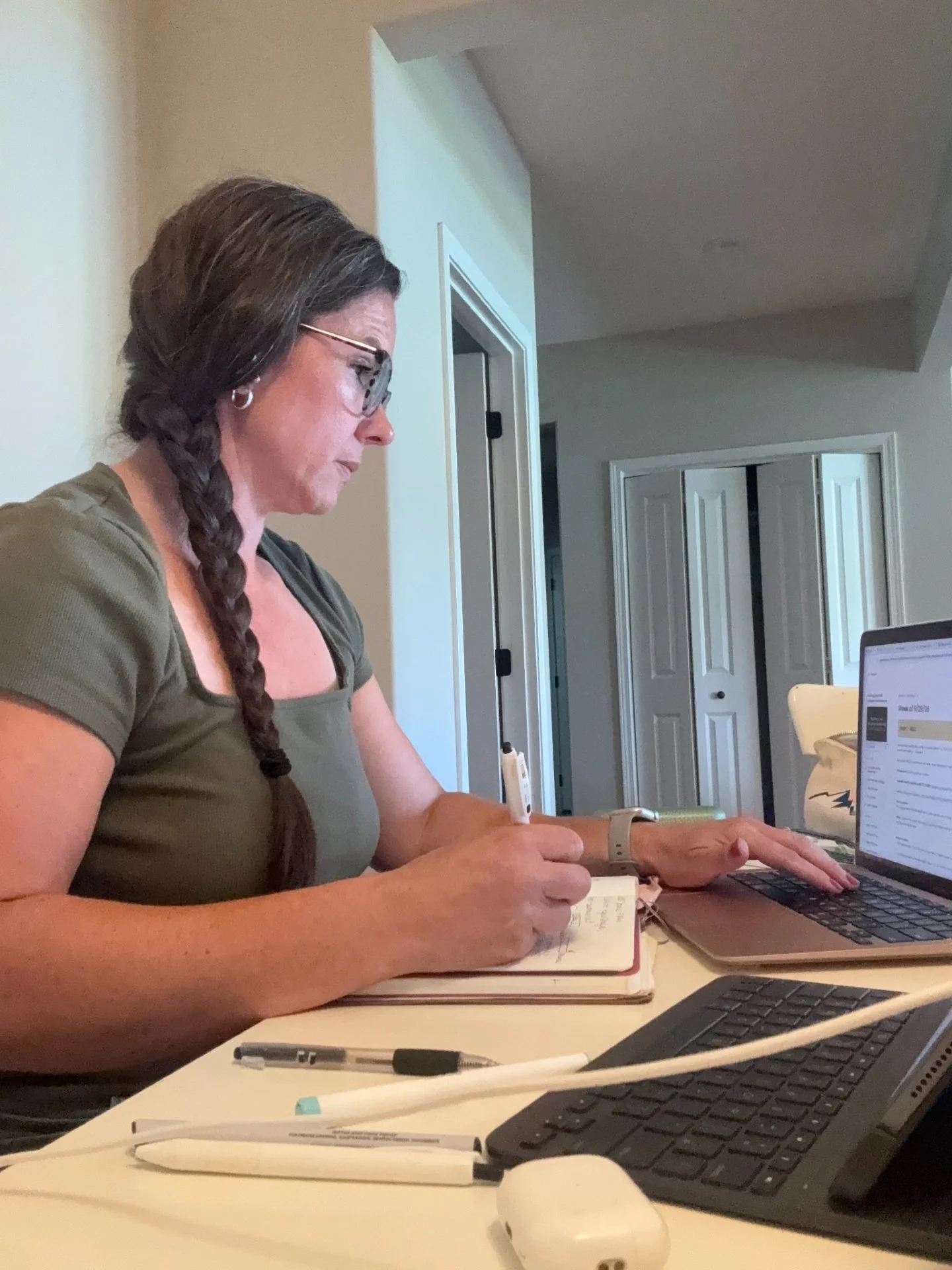 What does operations support actually look like?

A lot of the time, it looks like this: laptop open, notes everywhere, and figuring out how all the moving pieces need to work together.

Scheduling and follow-up. Customer tracking. Team handoffs. Wri