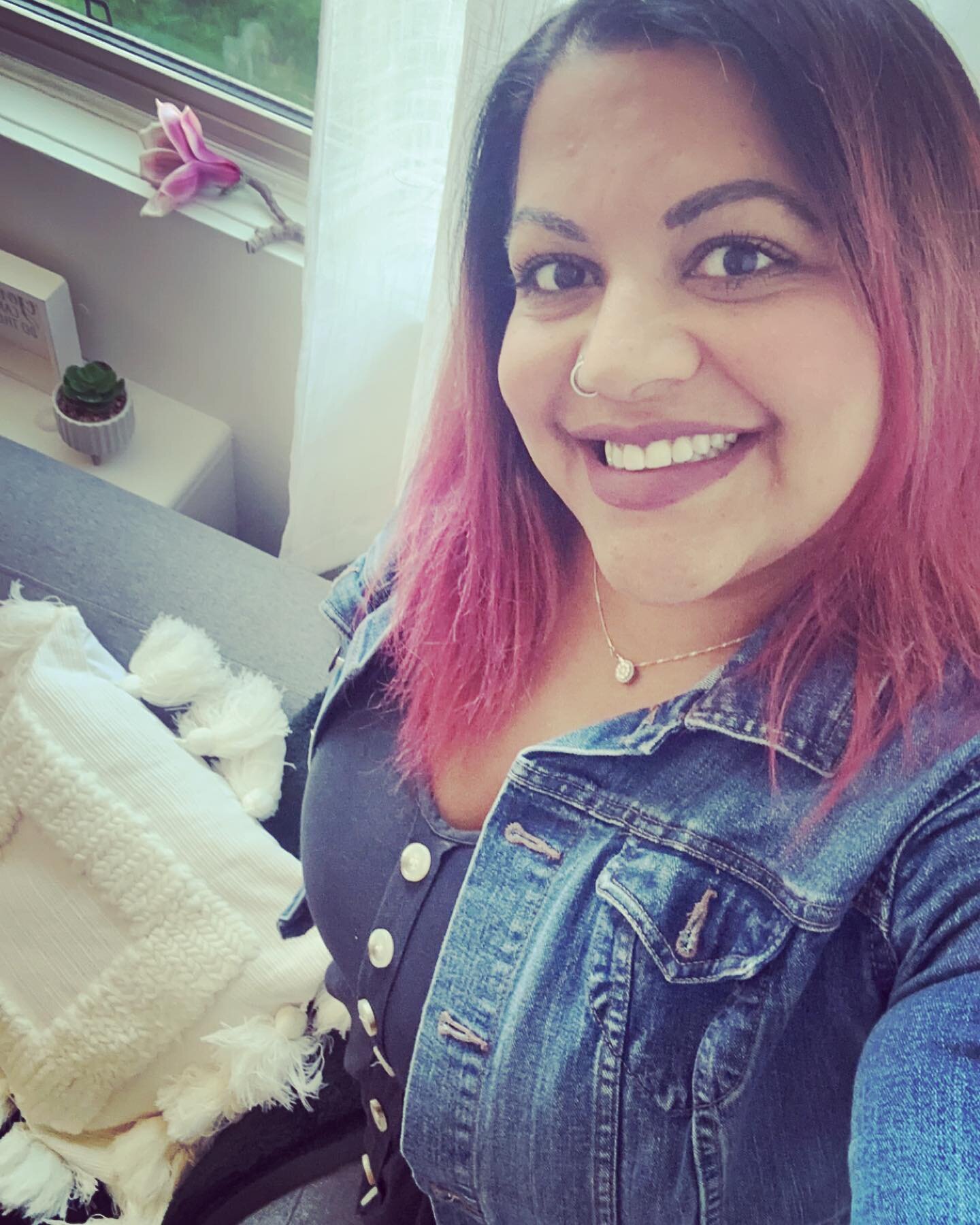 I am so excited to share some pics of my brand new space! Come sit with me! ❤️#chilliwack #chilliwack counsellor #counsellor #mentalhealth #chilliwackcounselling