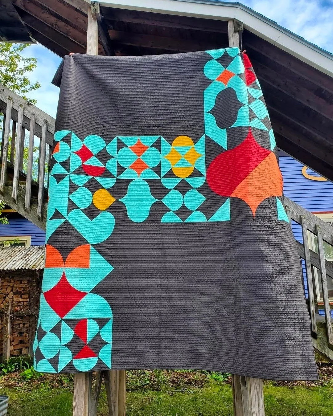 This gorgeous quilt could be yours! Designed by @britt_richardson and made collaboratively by guild members, this queen/king size quilt will be raffled off on June 20. 

Get your tickets here: https://www.zeffy.com/en-US/ticketing/vtmqg-2026-vt-quilt