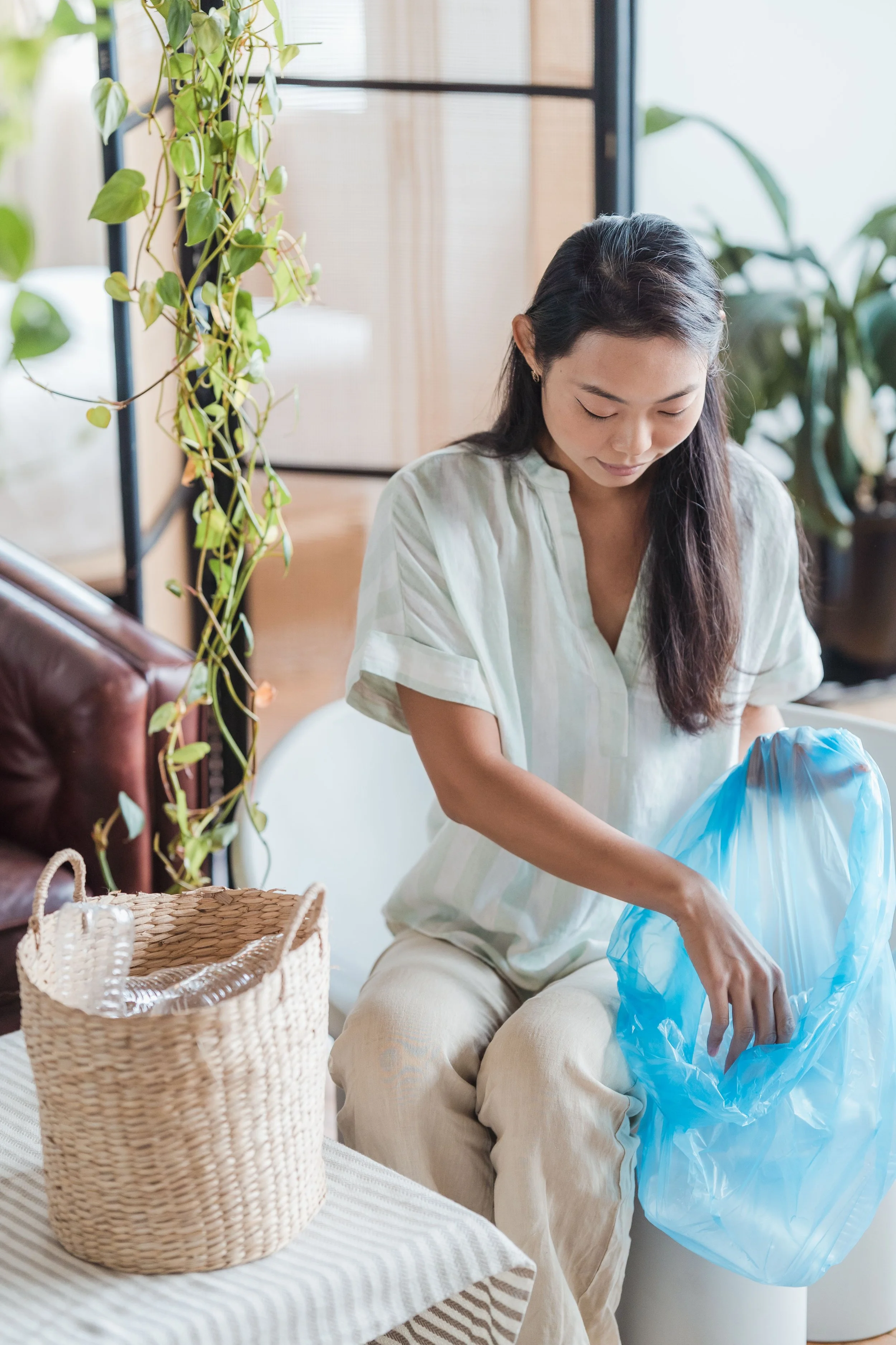 How to Responsibly Dispose of Unwanted Items