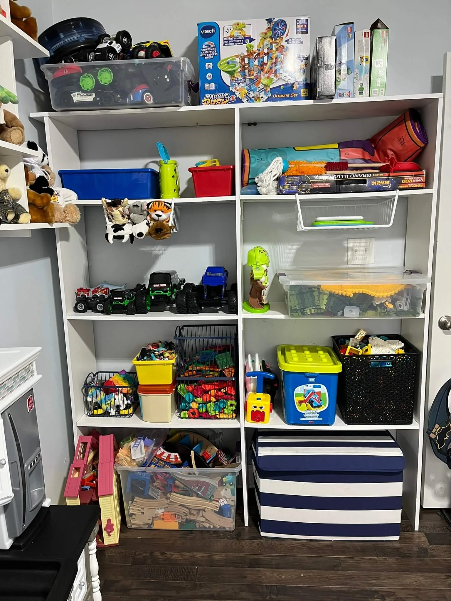 Playroom Organization (14).JPEG