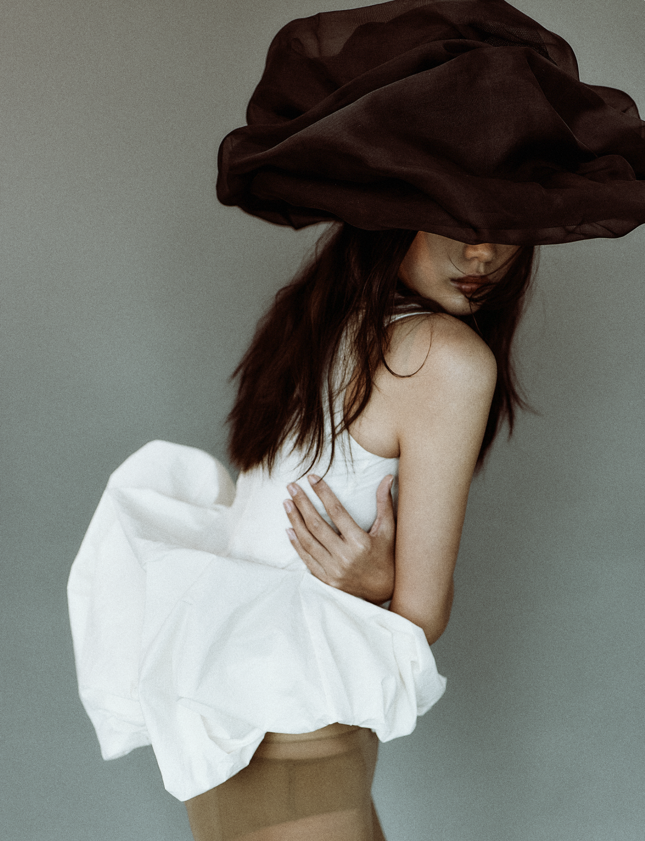 Photographer: Yu Mengci
Styling: Julia Golden (Honey Artists)
Model: Xiaorui Li at The Industry
Hair: Chika (De Facto)
Makeup: Seiya Iibuchi (L’Atelier)
Casting: Ryan Hackal
Styling Assistant: Macy Harmon



Titled “The Great Attractor,” the latest D