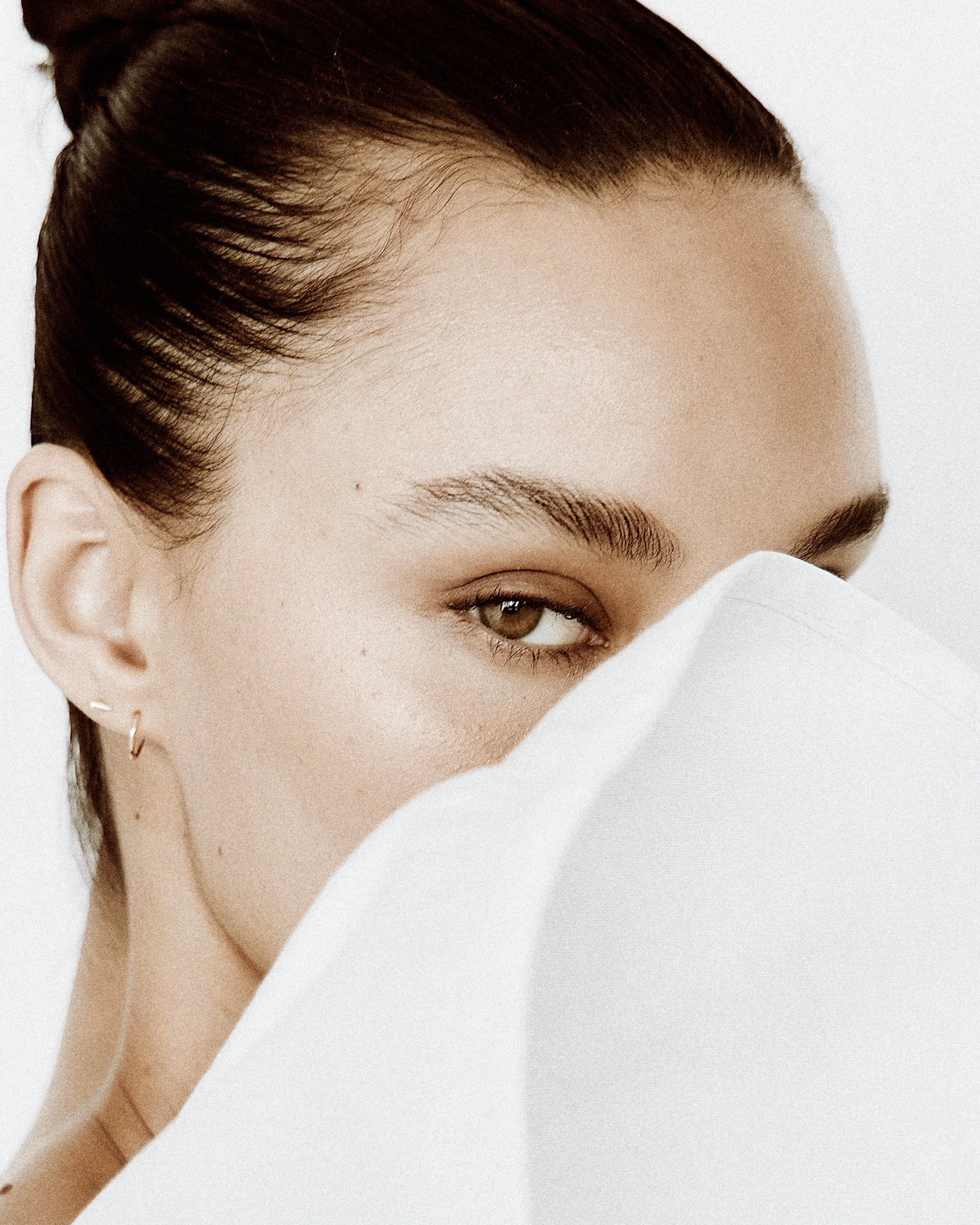 Beauty Photoshoot by Yu Mengci | NYC Beauty & Fashion Photographer

NYC beauty photographer, fashion photographer, beauty campaign photographer, skincare photographer, makeup photographer, cosmetics photographer, beauty editorial, fashion campaign, p