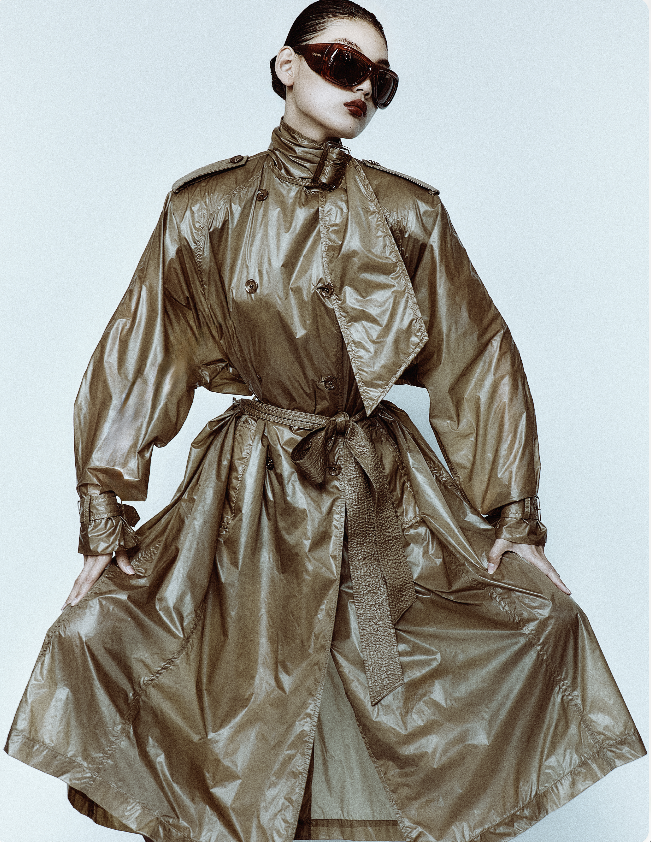 Photographer: Yu Mengci
Styling: Julia Golden (Honey Artists)
Model: Xiaorui Li at The Industry
Hair: Chika (De Facto)
Makeup: Seiya Iibuchi (L’Atelier)
Casting: Ryan Hackal
Styling Assistant: Macy Harmon



Titled “The Great Attractor,” the latest D