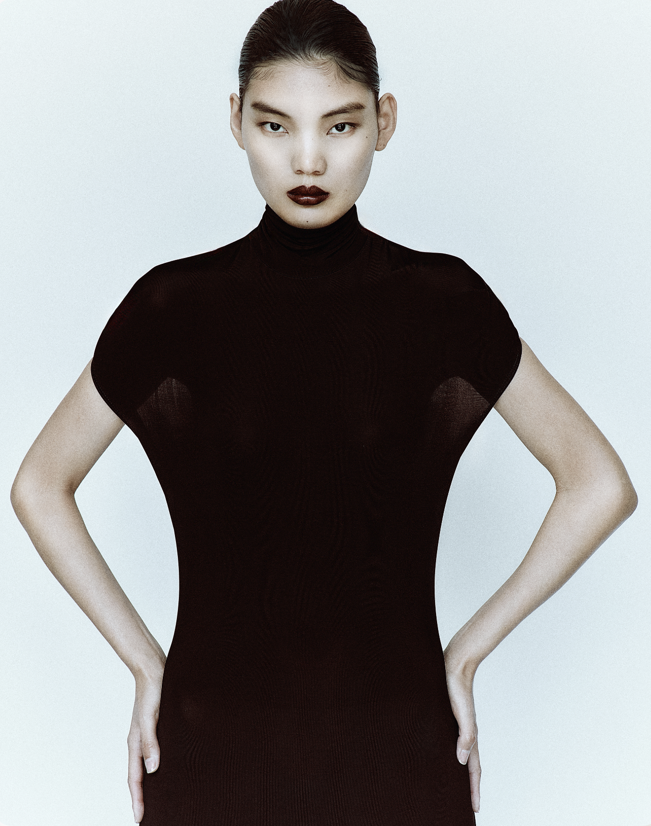 Photographer: Yu Mengci
Styling: Julia Golden (Honey Artists)
Model: Xiaorui Li at The Industry
Hair: Chika (De Facto)
Makeup: Seiya Iibuchi (L’Atelier)
Casting: Ryan Hackal
Styling Assistant: Macy Harmon



Titled “The Great Attractor,” the latest D