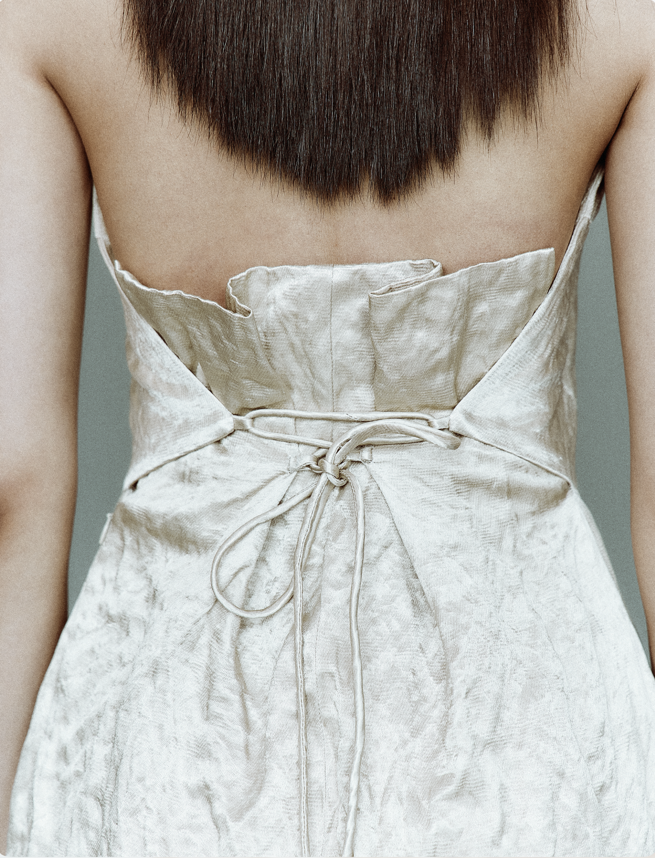 Photographer: Yu Mengci
Styling: Julia Golden (Honey Artists)
Model: Xiaorui Li at The Industry
Hair: Chika (De Facto)
Makeup: Seiya Iibuchi (L’Atelier)
Casting: Ryan Hackal
Styling Assistant: Macy Harmon



Titled “The Great Attractor,” the latest D