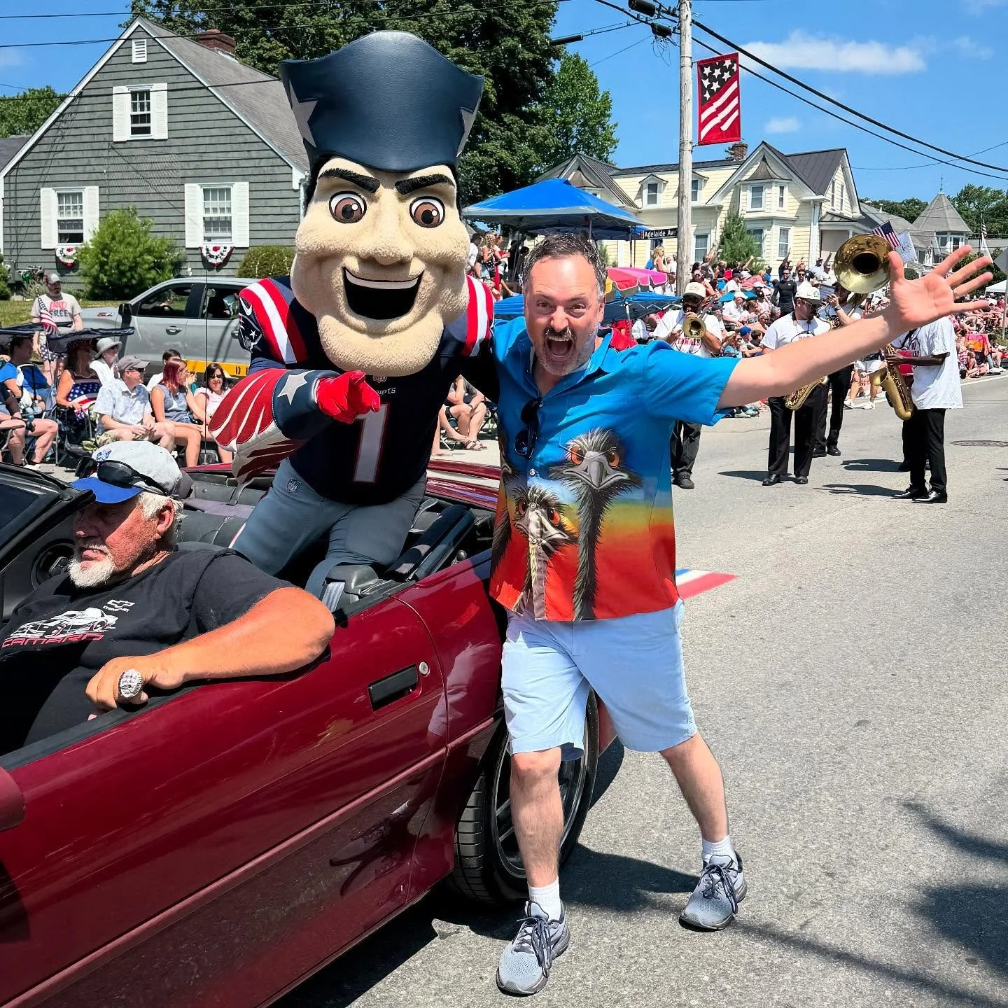 Happy 4th of July!! Jumped into the parade to grab this righteous pic with the New England Patriots @patriots mascot!! 
This was the historic Bristol Rhode Island 4th of July Parade, celebrating its 240th year! The oldest parade in the USA 🇺🇸