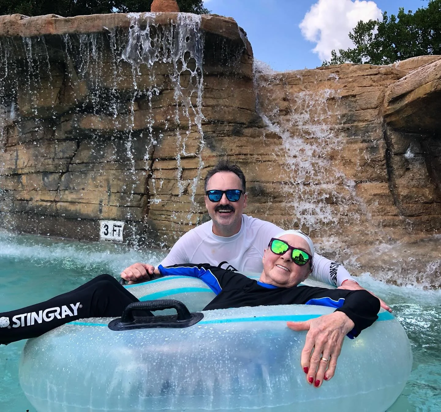 Happy birthday to Mama Raad!!! 

Here&rsquo;s to the amazing woman who taught me to live life as an adventure and to have no fear. From getting me certified in SCUBA diving at 13 to encouraging me to chase after my dreams, she&rsquo;s always been the