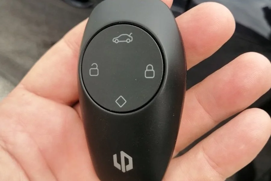 leapmotor t03 llaves inteligentes.jpg