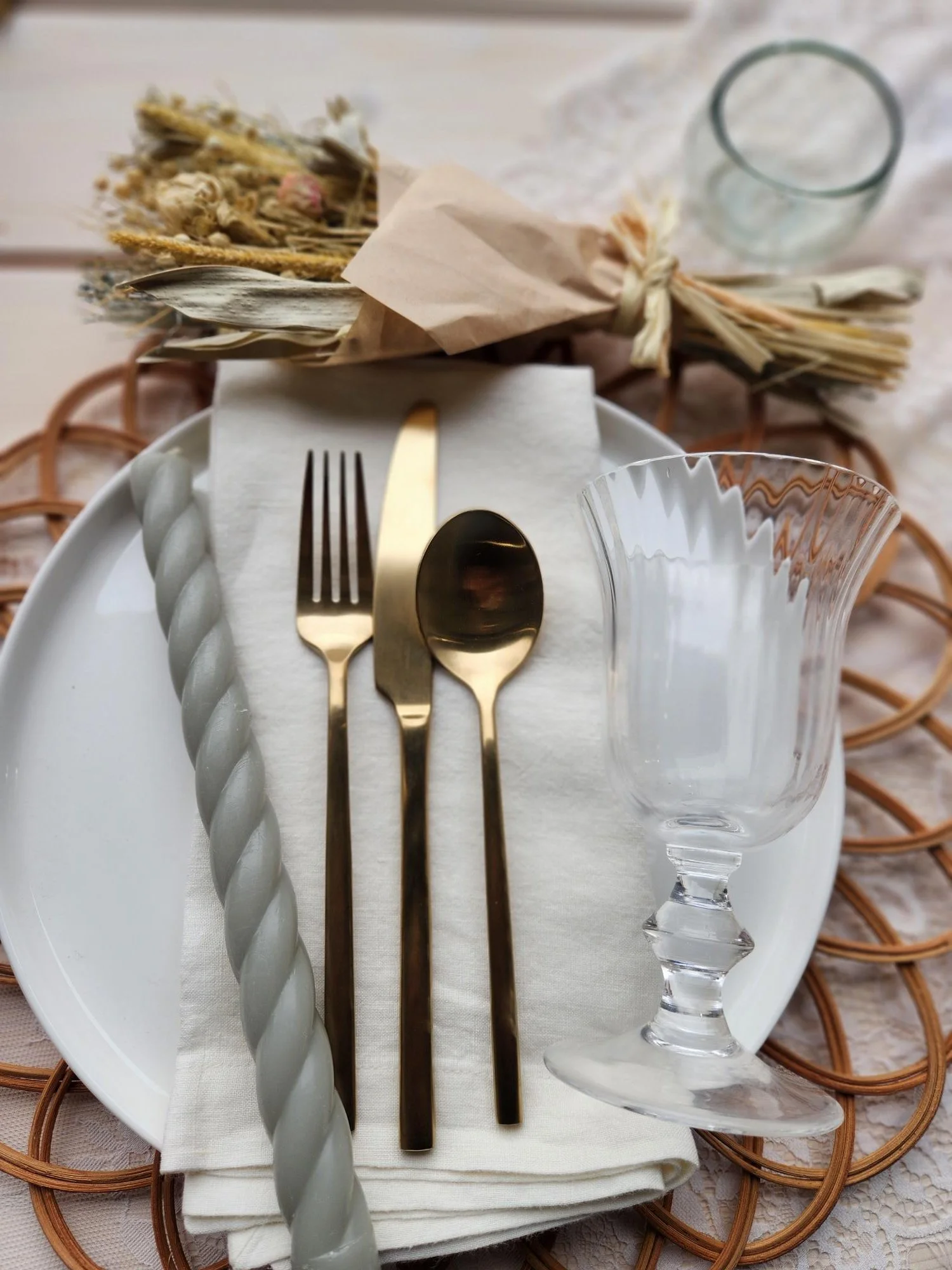 table setting.jpg