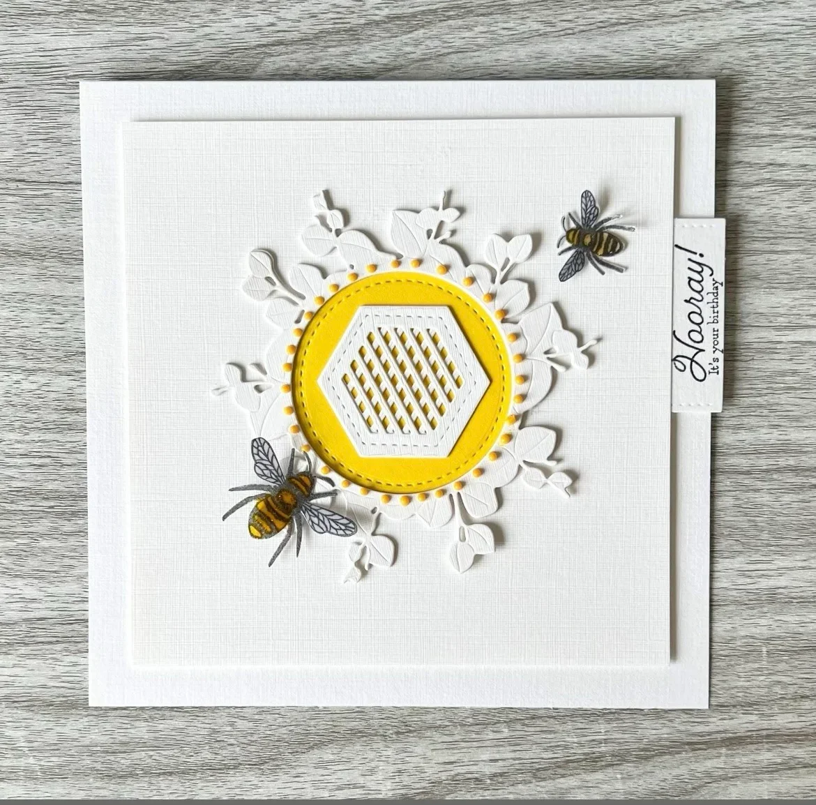 The Buzzing Bee Set 3.webp