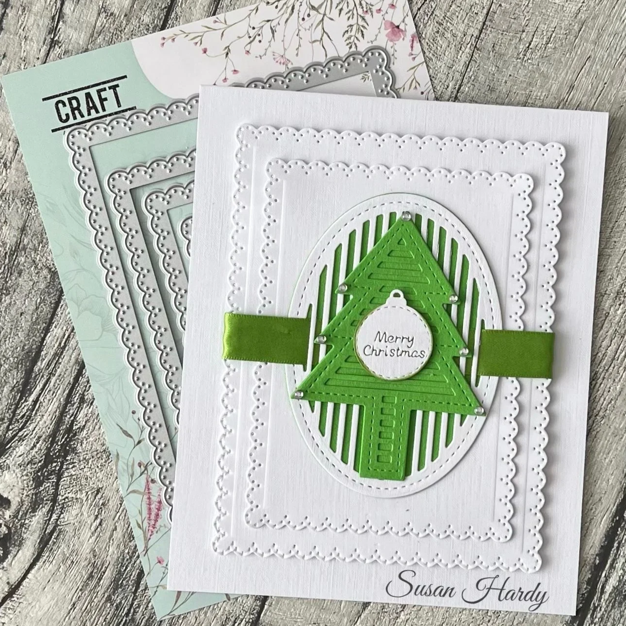 Scallopstack Rectangle Frames