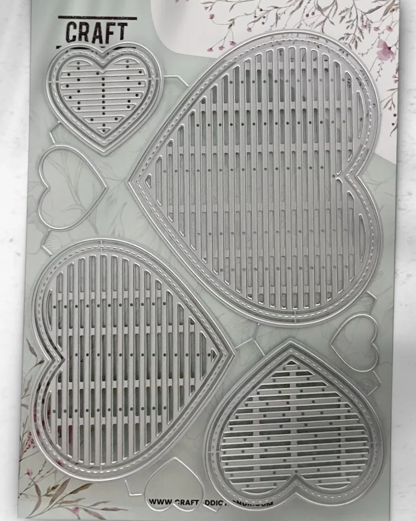 Slatted Heart Collection – Horizontal