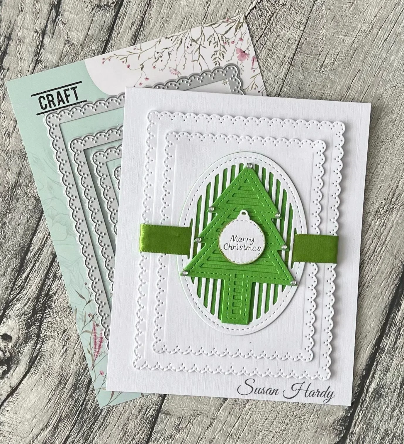 Slatted Christmas Trees 4.webp