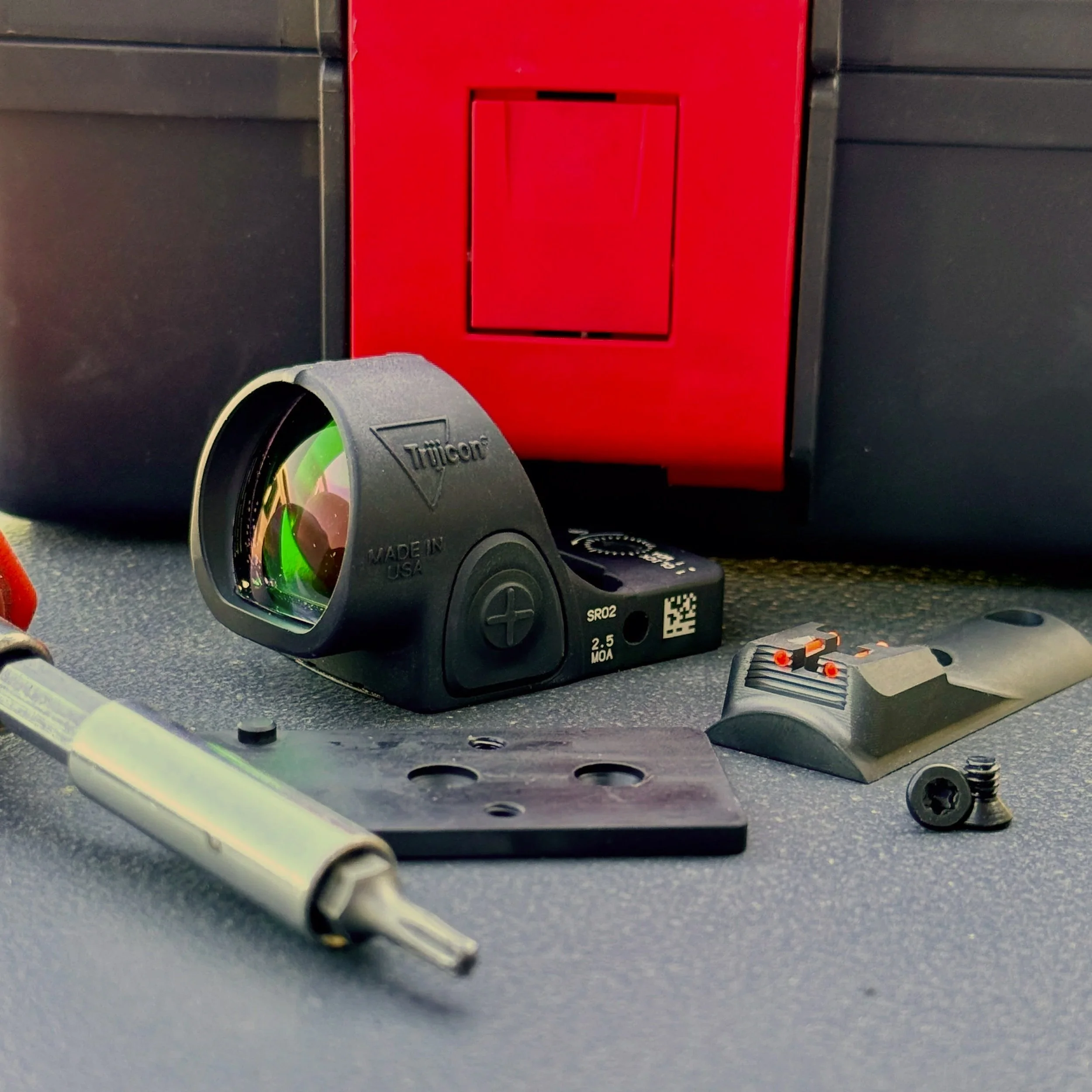 PRECISION MEETS PRACTICALITY: WHY WE OFFER FIBER OPTIC REAR SIGHT PLATES