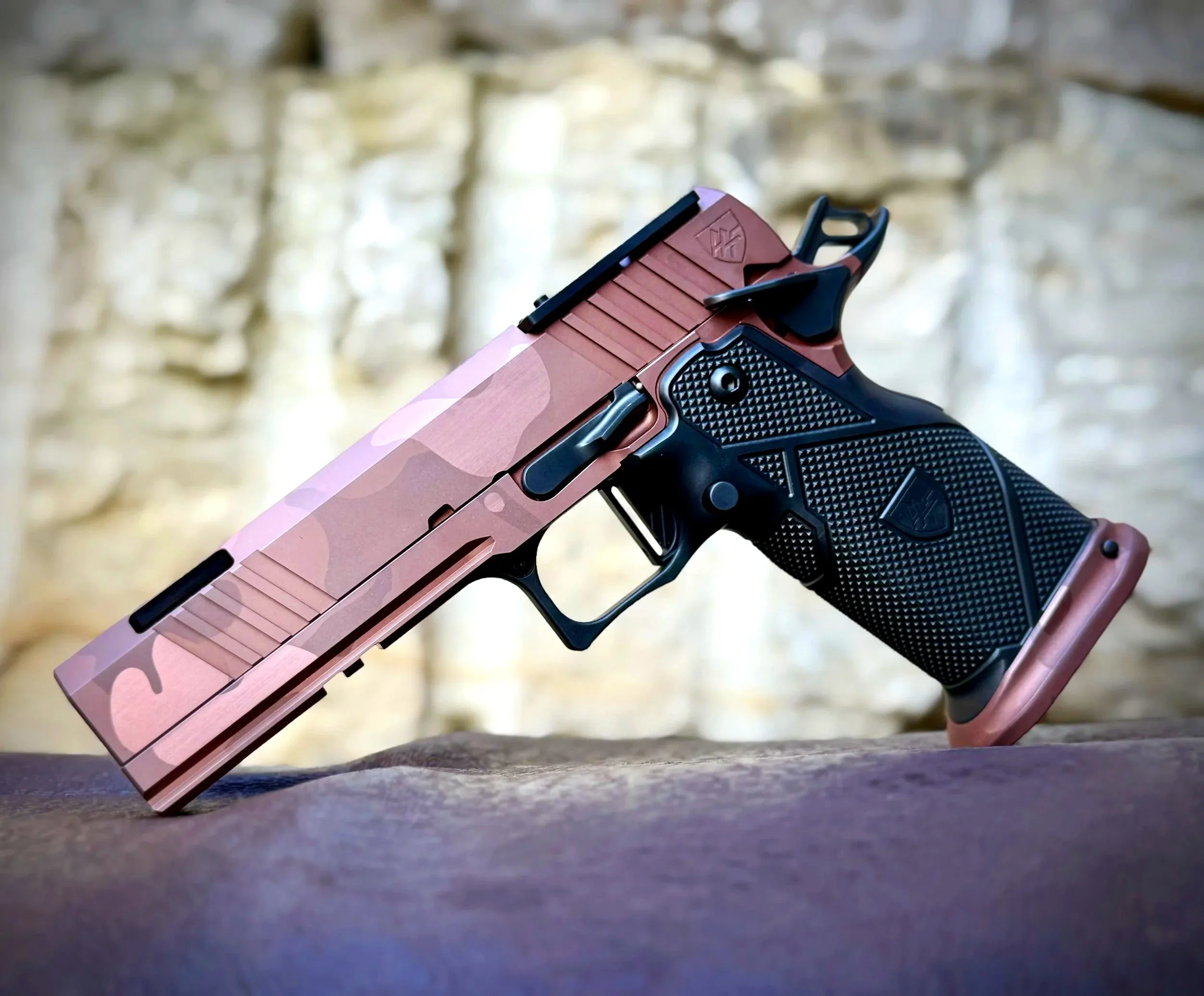 DLC/PVD MULTICAM PATTERN