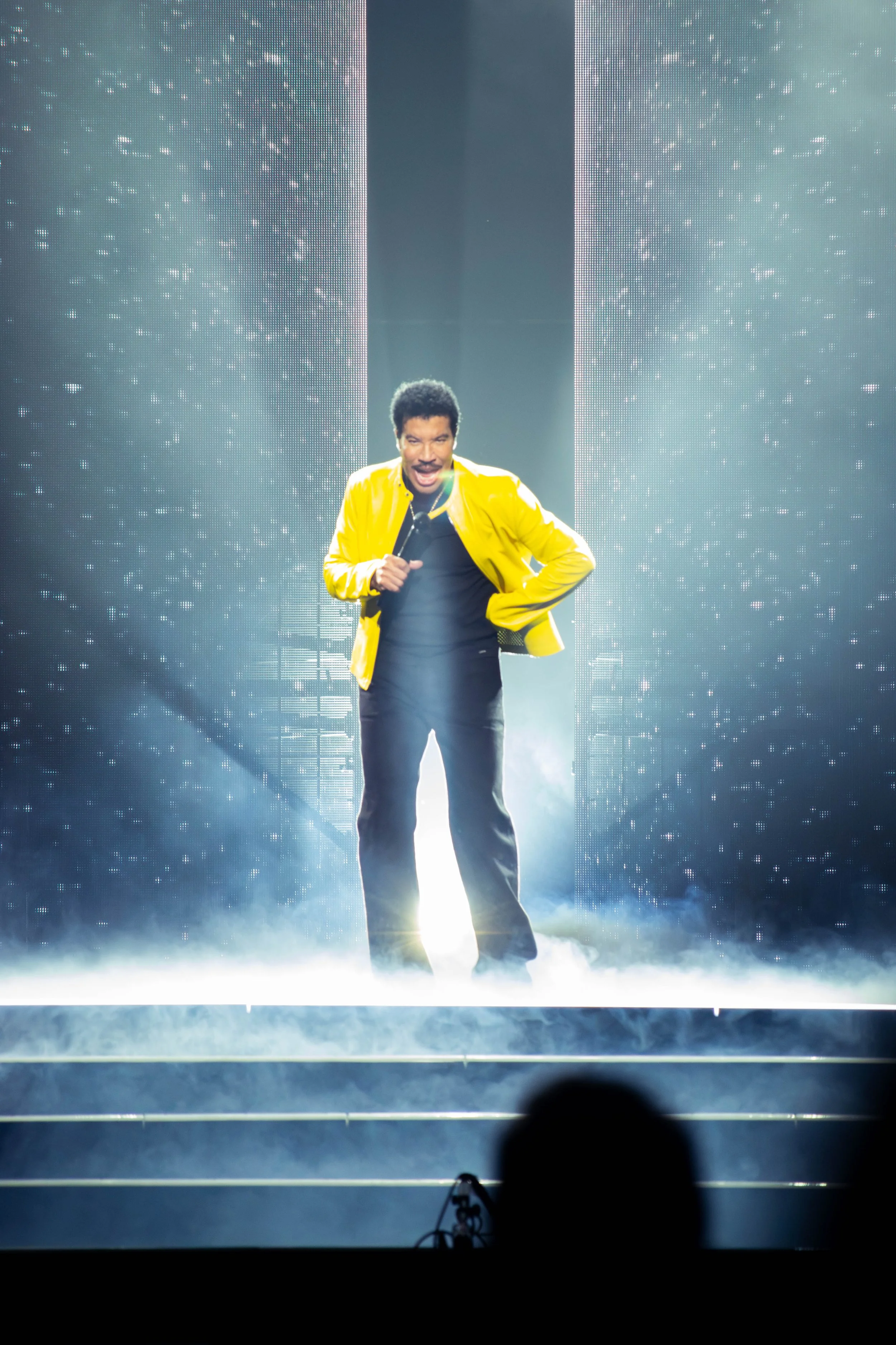 Lionel Richie - Like Magic-06.jpg