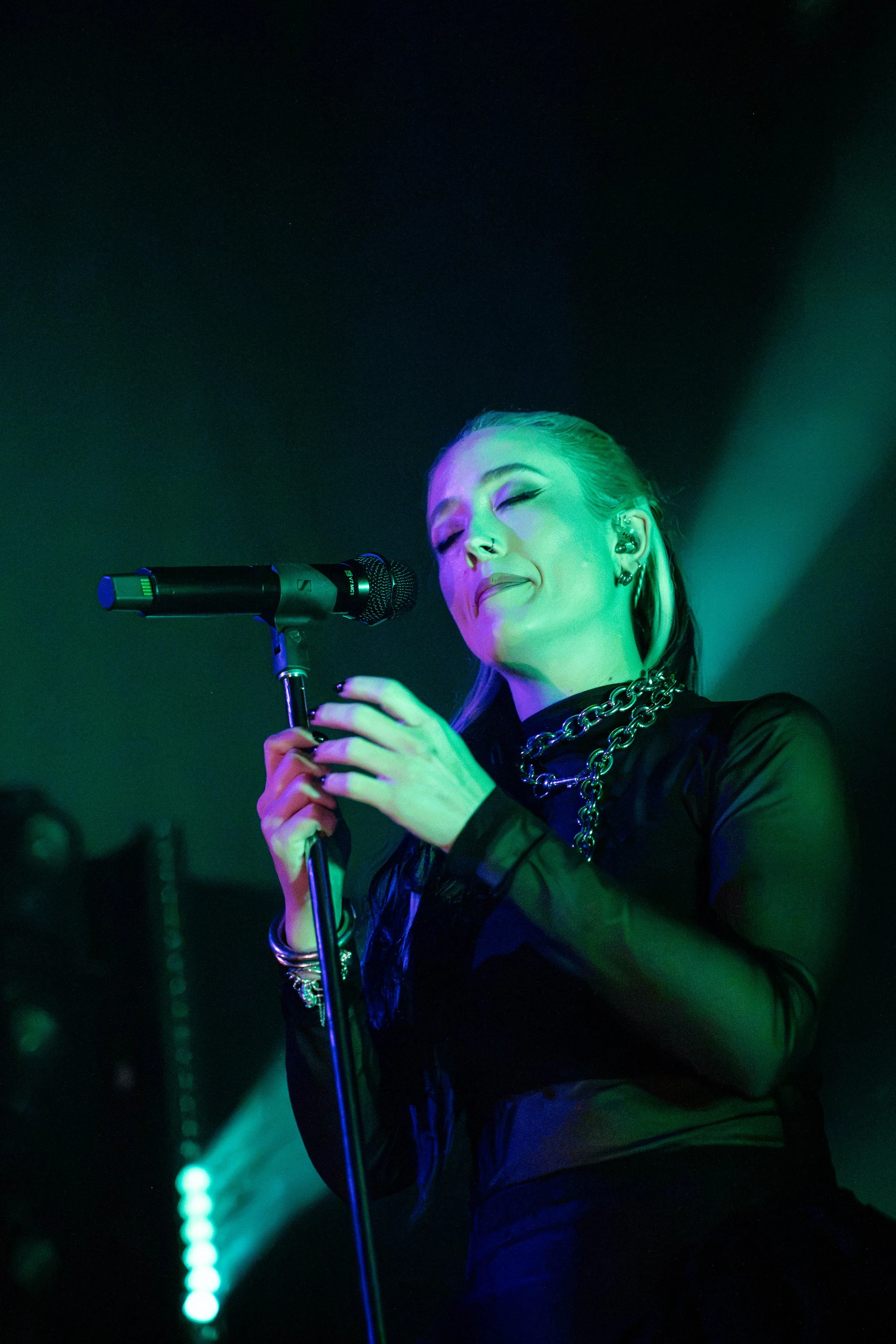 HAYLA - Like Magic-03.jpg