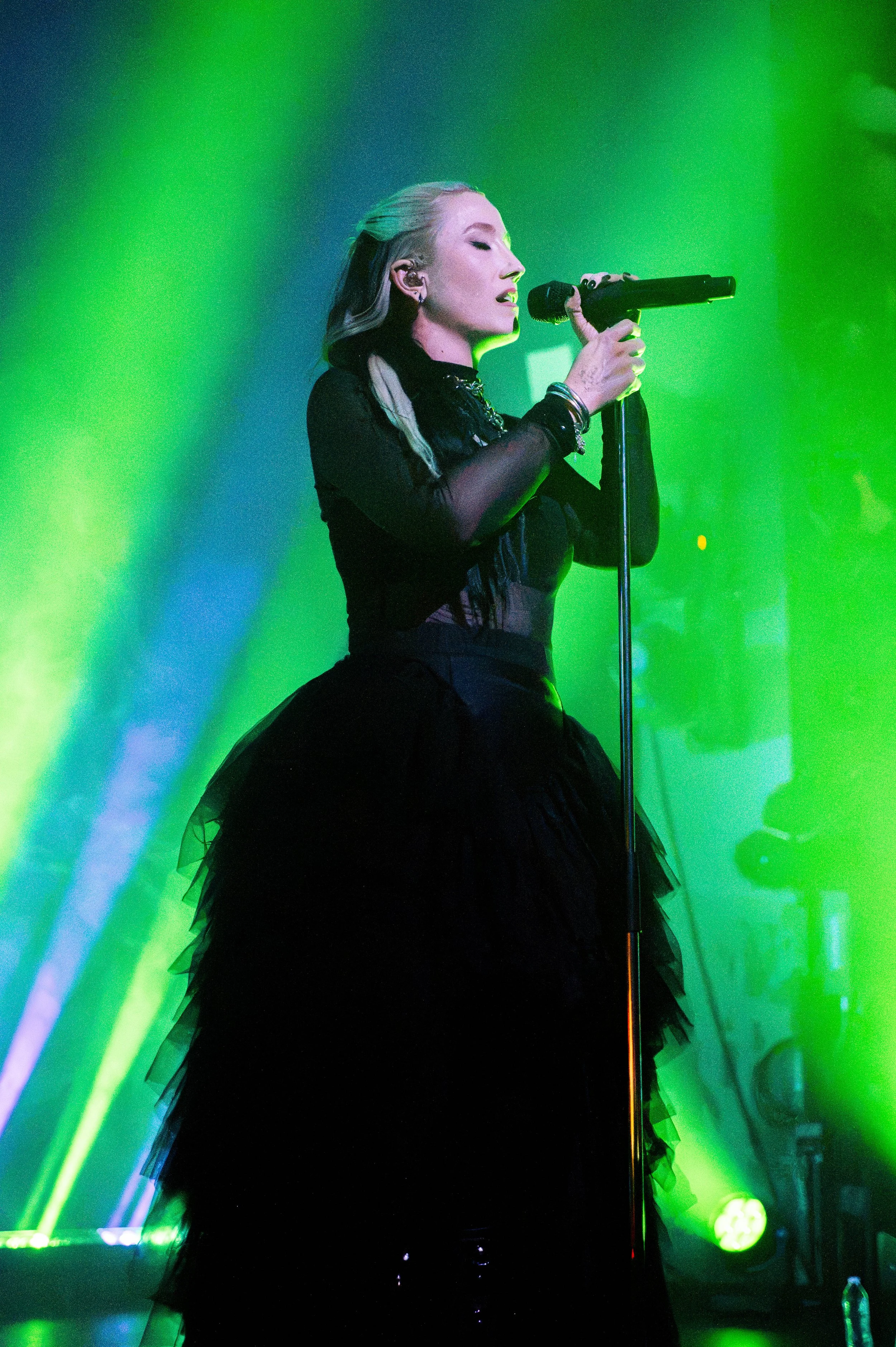 HAYLA - Like Magic-04.jpg