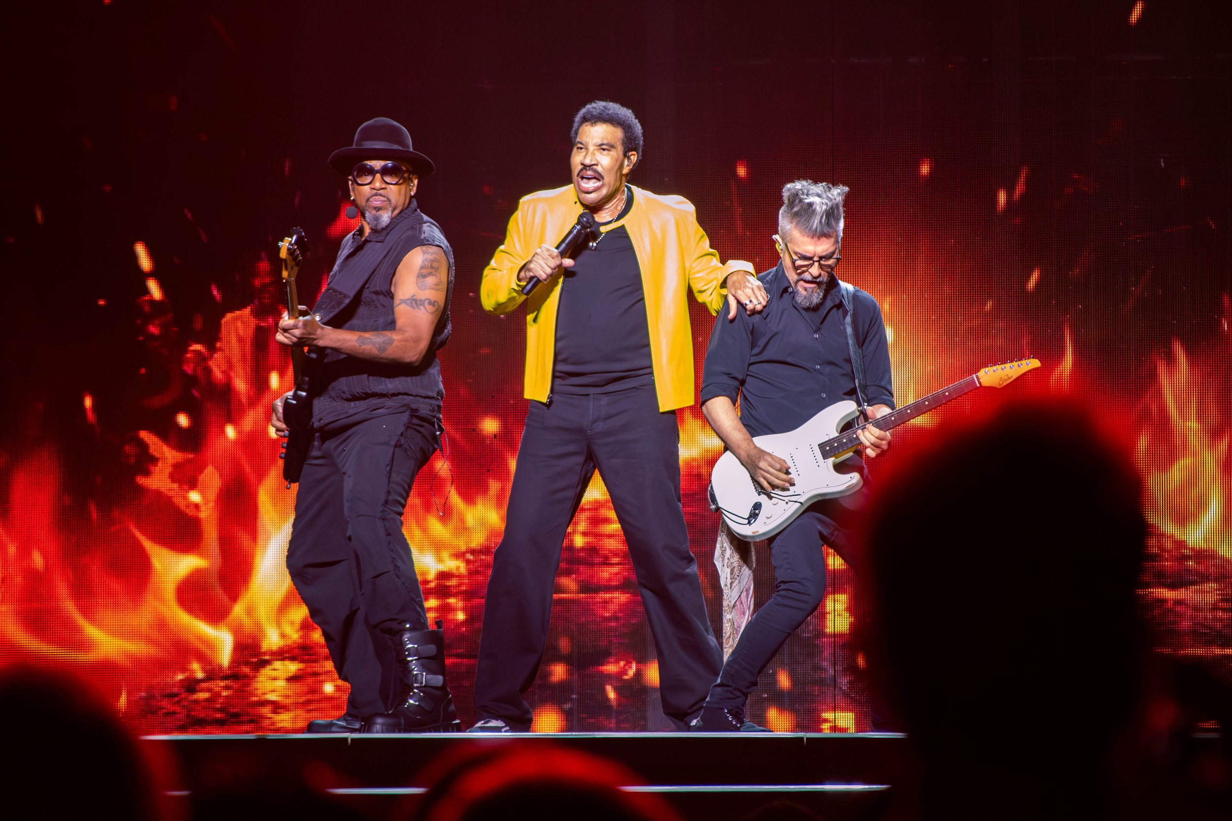 Concert Review: Lionel Richie + Earth, Wind, &amp; Fire