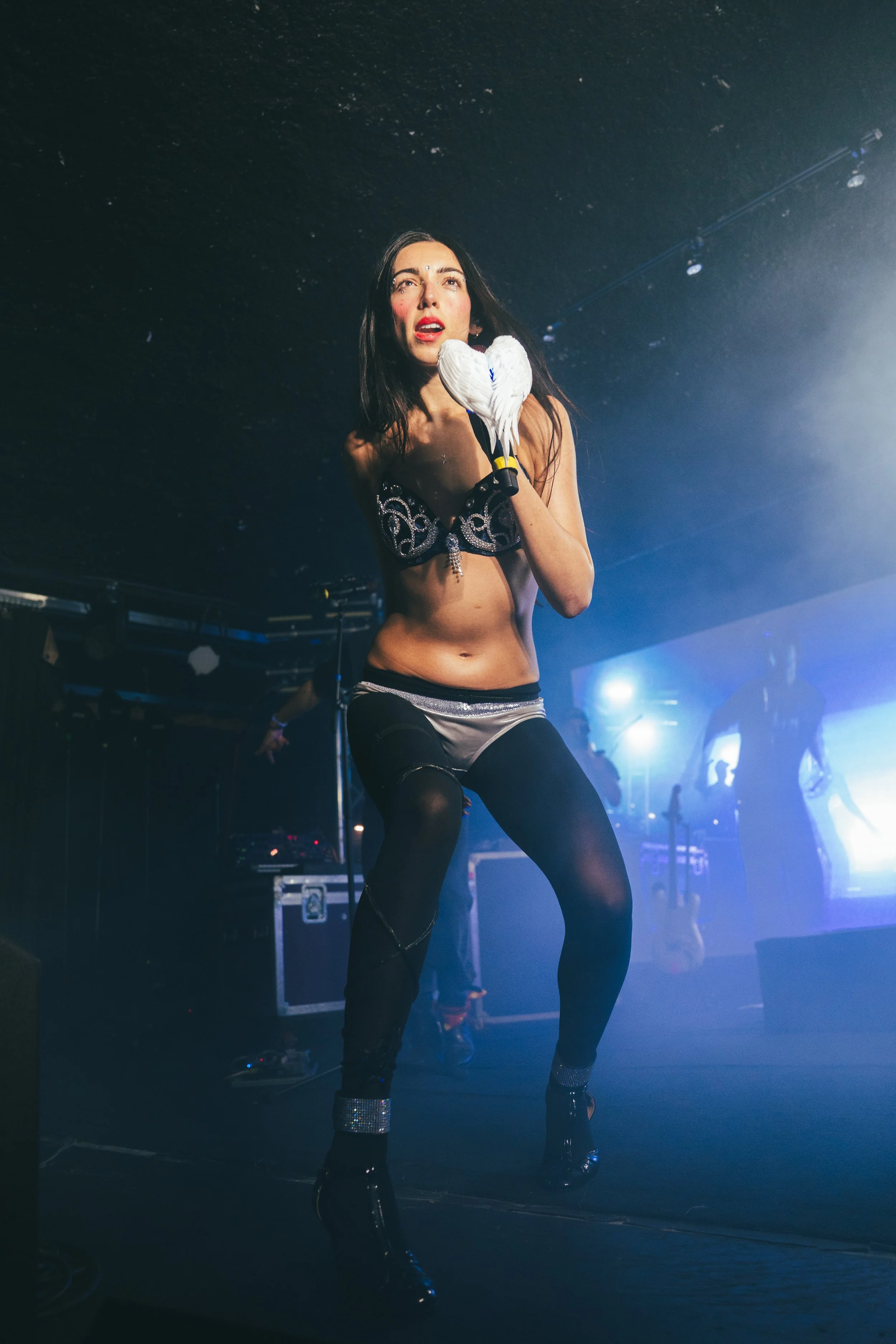 BetweenFriends_20251019_Atlanta_TheLoft_AndyNguyen_2.jpg
