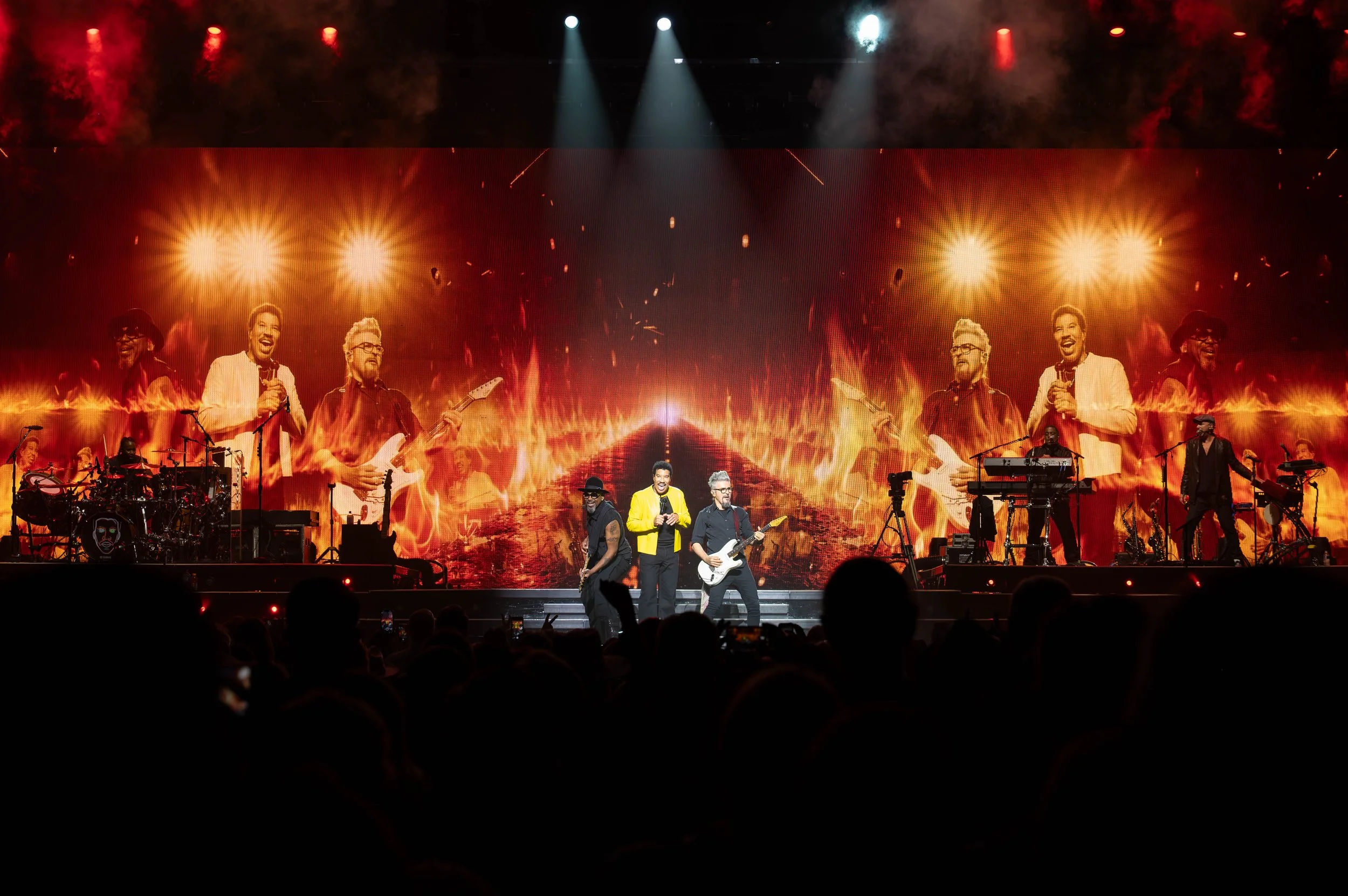 Lionel Richie - Like Magic-10.jpg