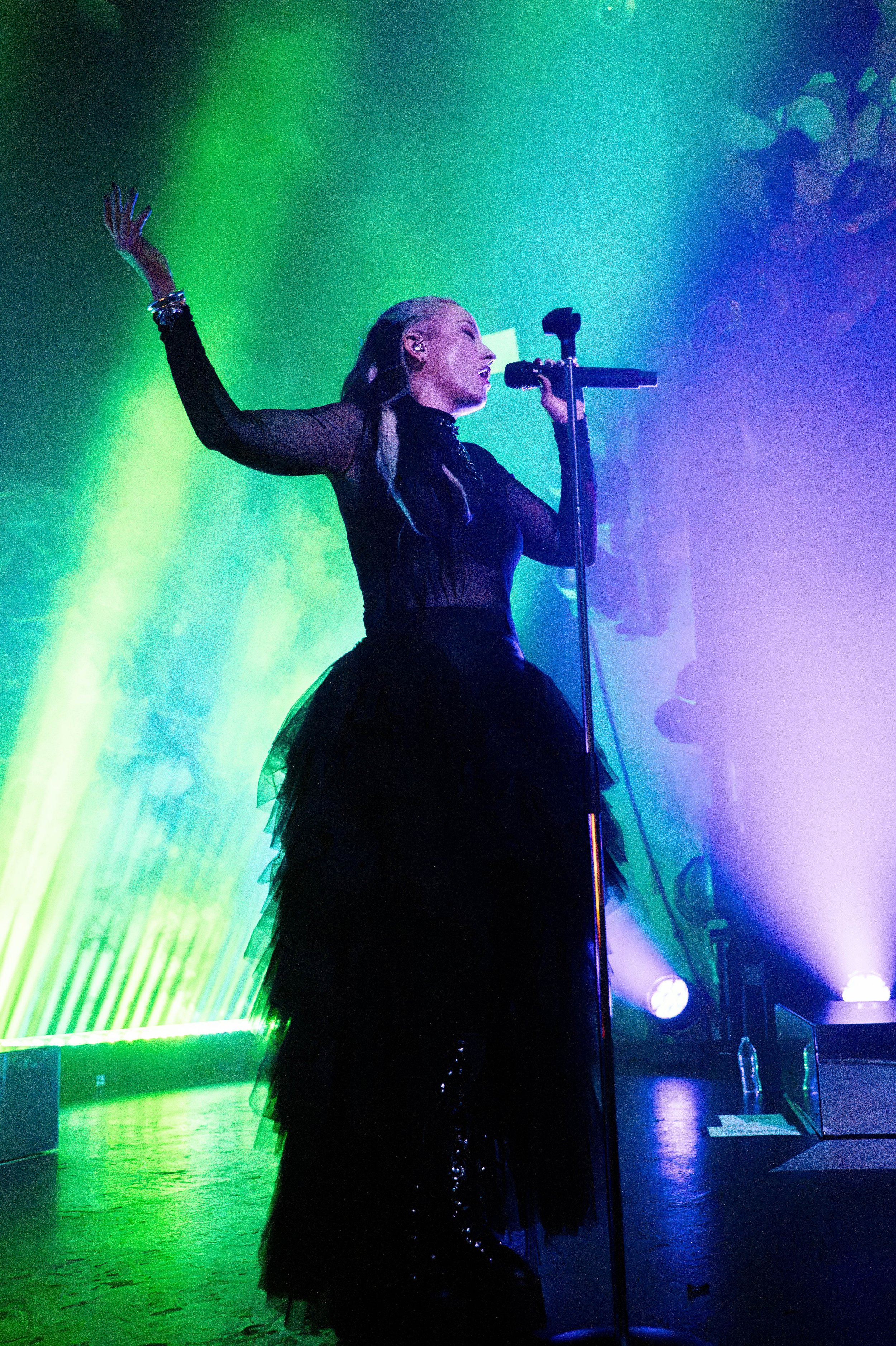 HAYLA - Like Magic-07.jpg