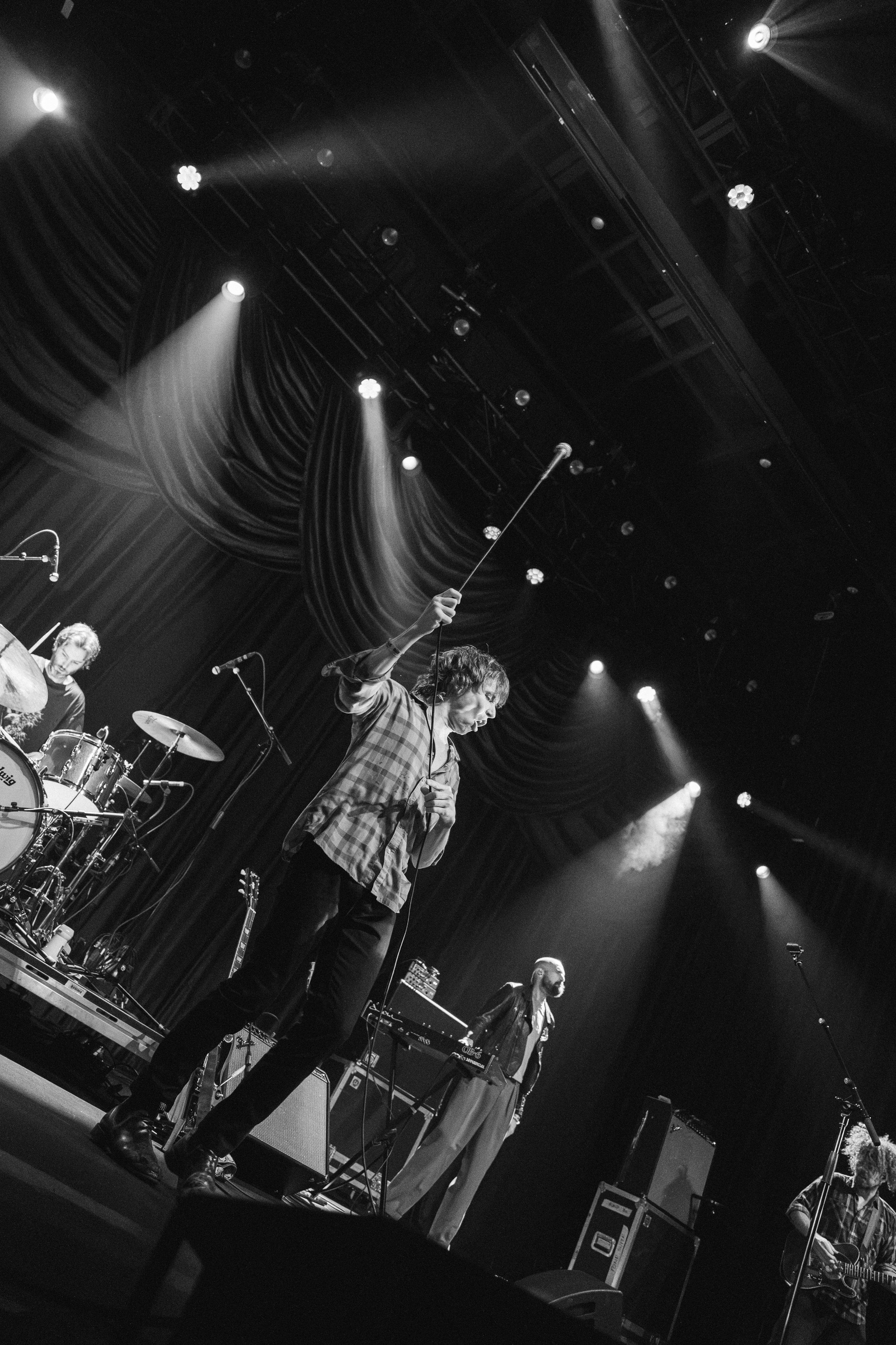 Pond_080626_Nashville_BrooklynBowl_AndyNguyen_8.jpg
