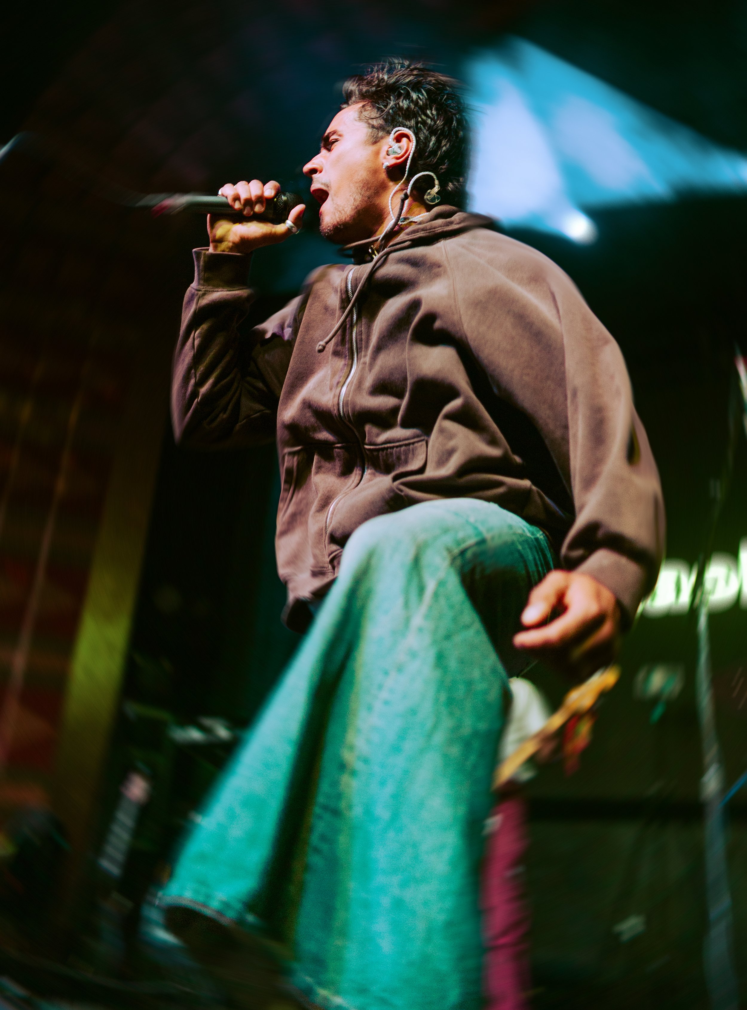 911A8424-38 ee-1.jpg