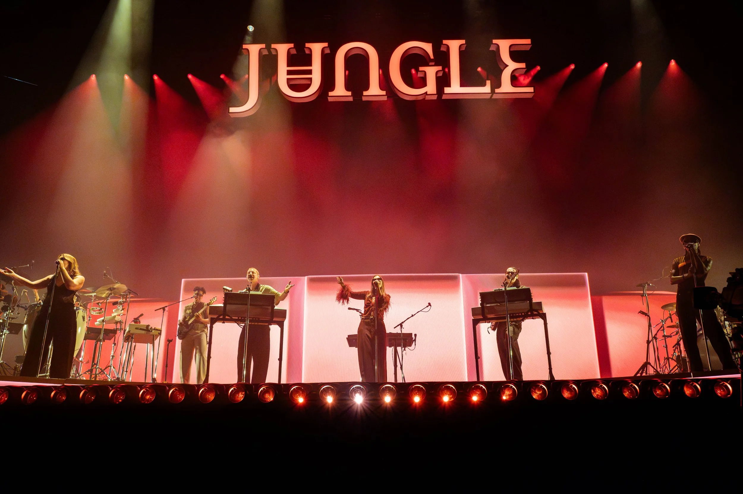 JUNGLE-07.jpg