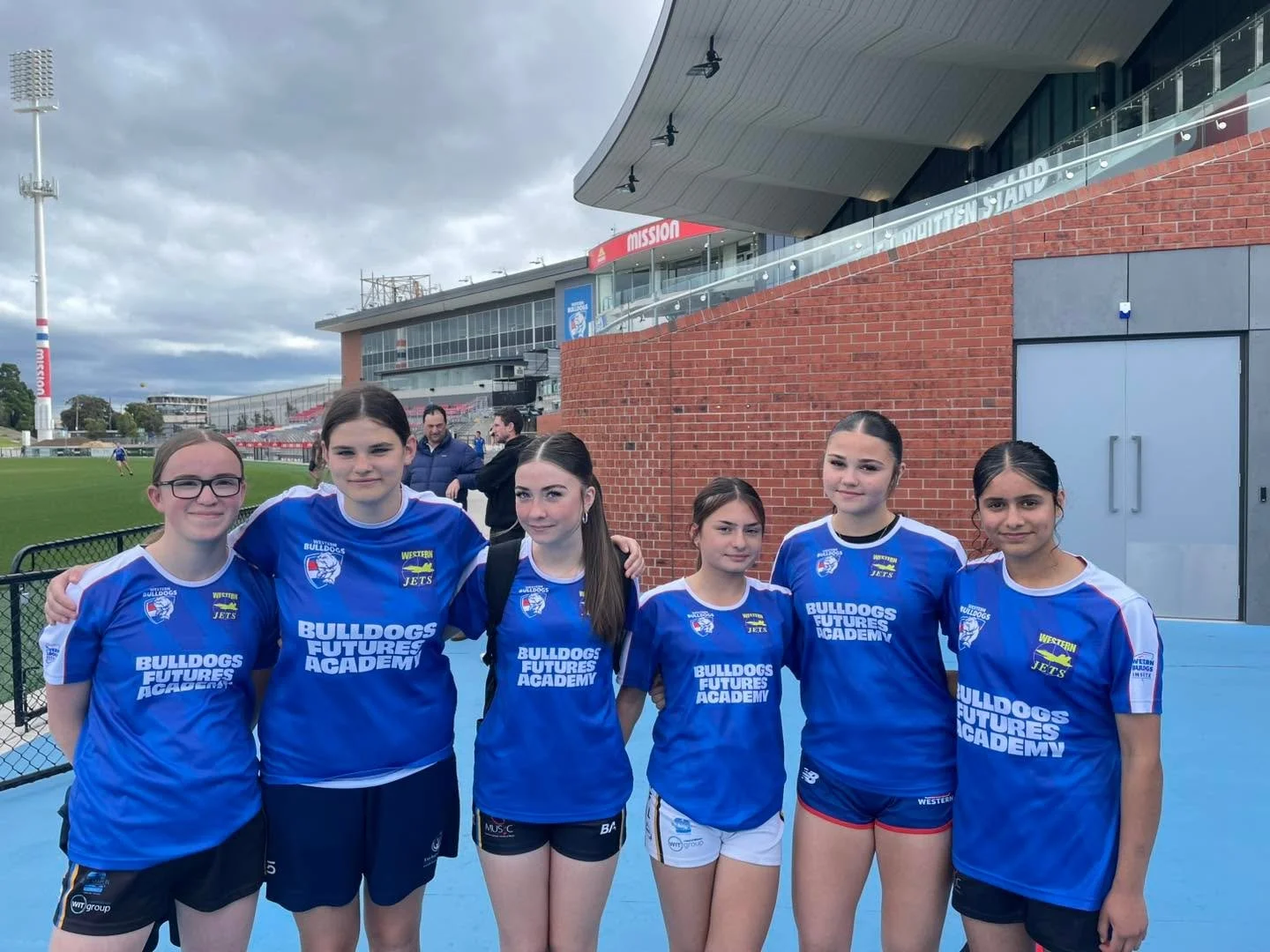 A few of our juniors have been lucky enough to participate in the Western Bulldogs Futures Academy recently!

Congratulations to
🌟 Bailey Edgar
🌟 Rihanna Menniti 
🌟 Amber Delanty
🌟 Sienna Barba
🌟 Mariah Curmi
🌟 Jhasan Gill
🌟 Xavier Clarke (not
